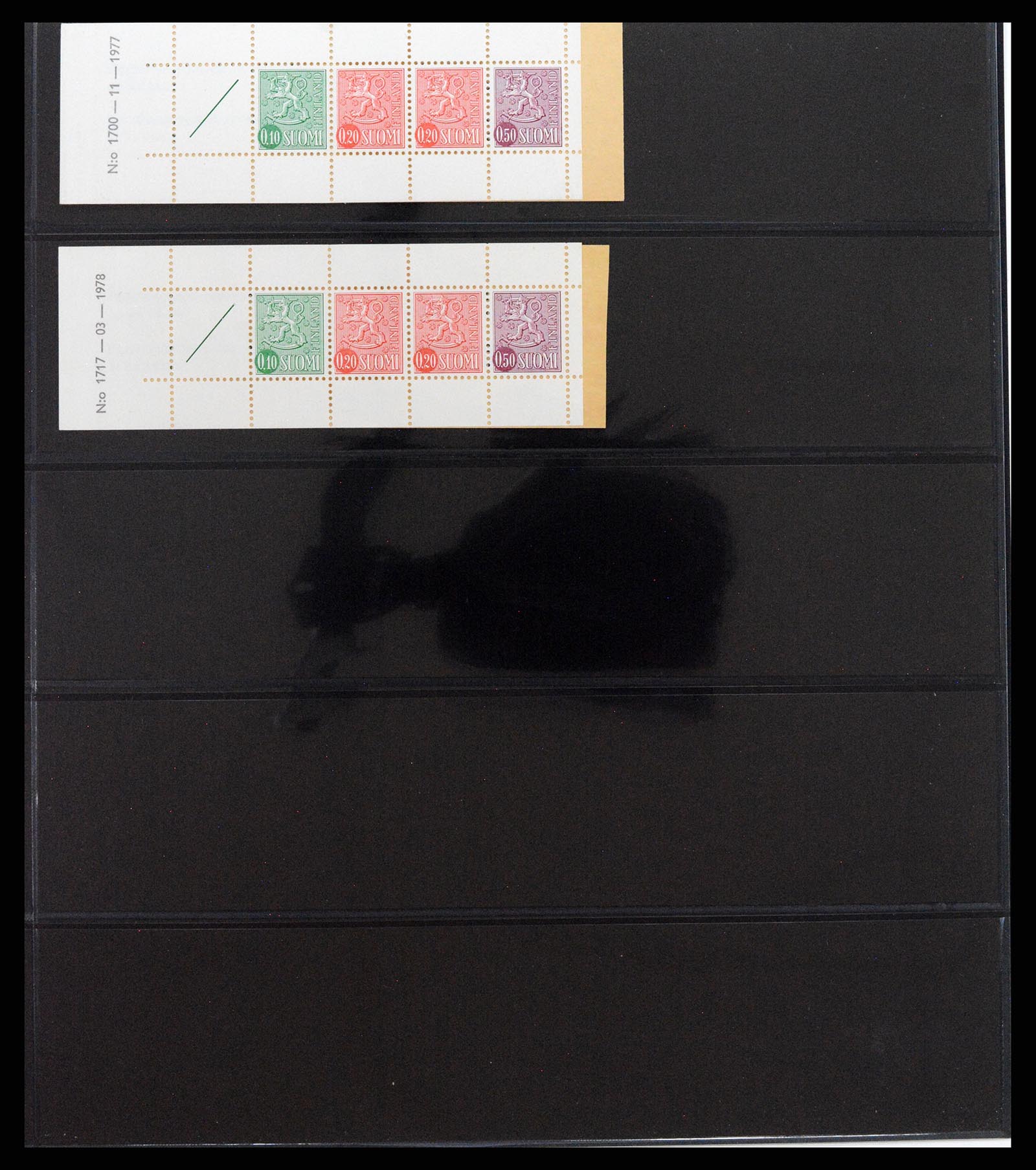 37798 005 - Postzegelverzameling 37798 Finland postzegelboekjes 1952-2005.