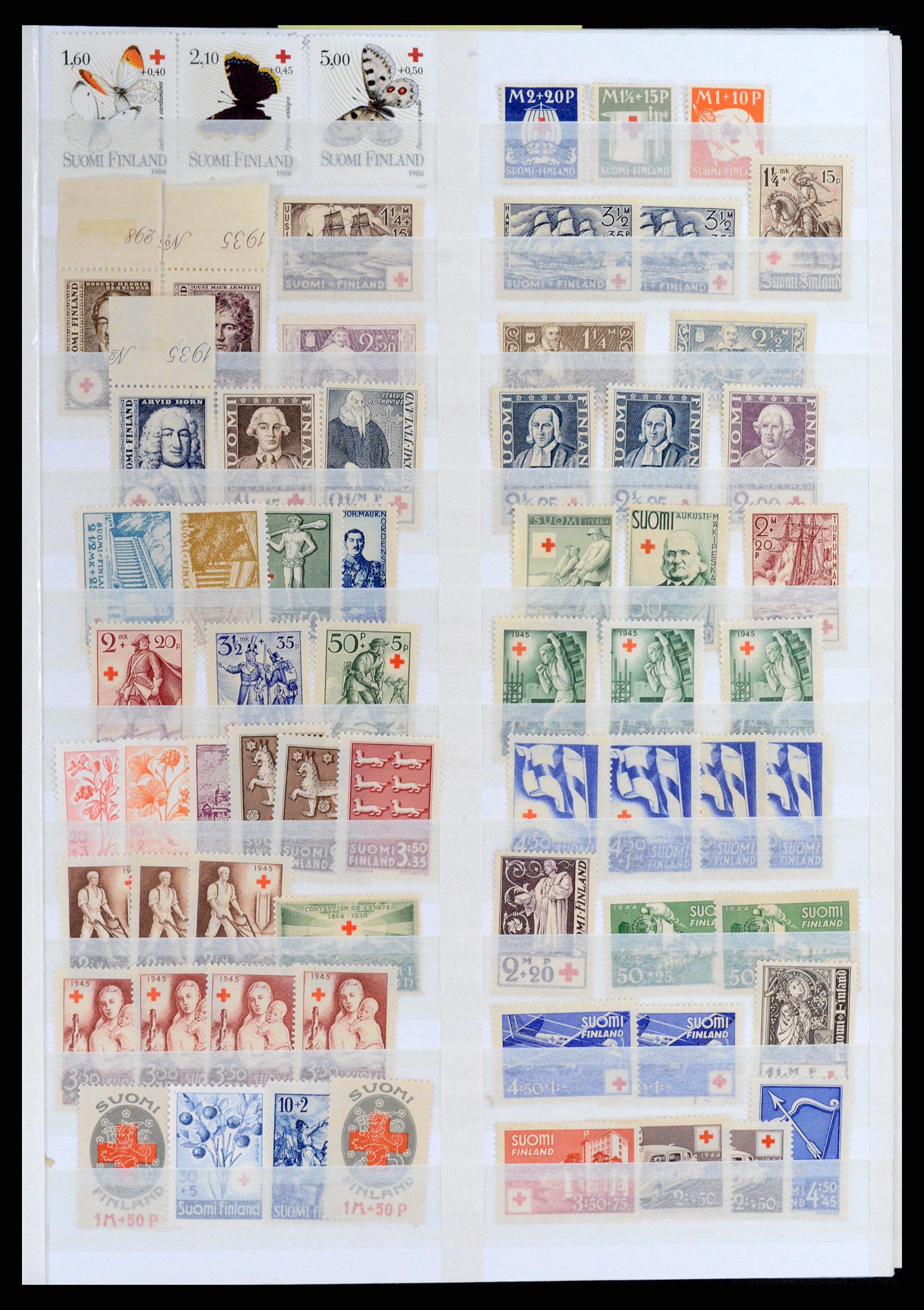 37885 001 - Postzegelverzameling 37885 Motief Rode Kruis 1906-2000.