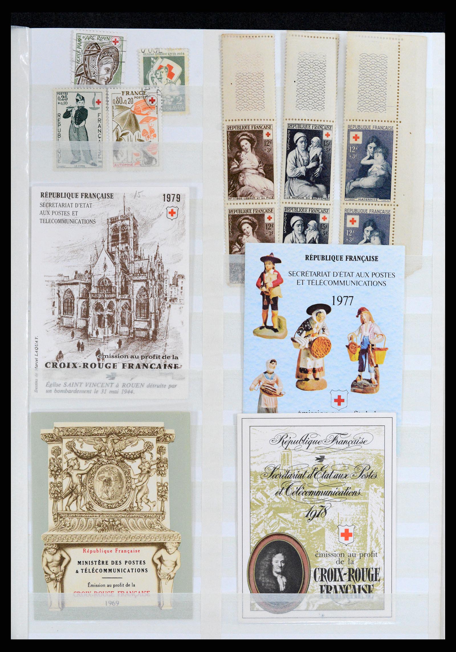 37885 018 - Stamp Collection 37885 Theme Red Cross 1906-2000.