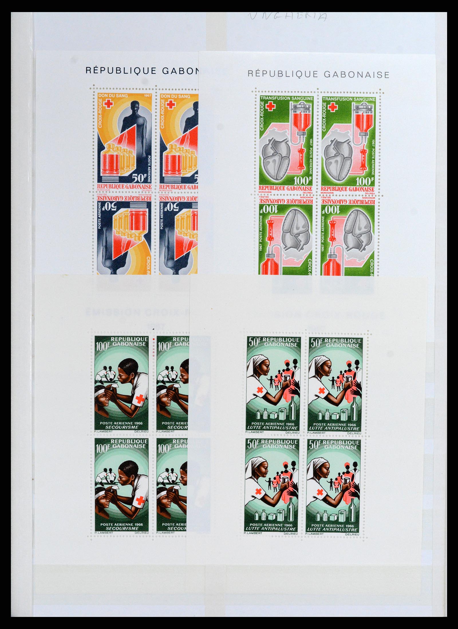 37885 022 - Stamp Collection 37885 Theme Red Cross 1906-2000.