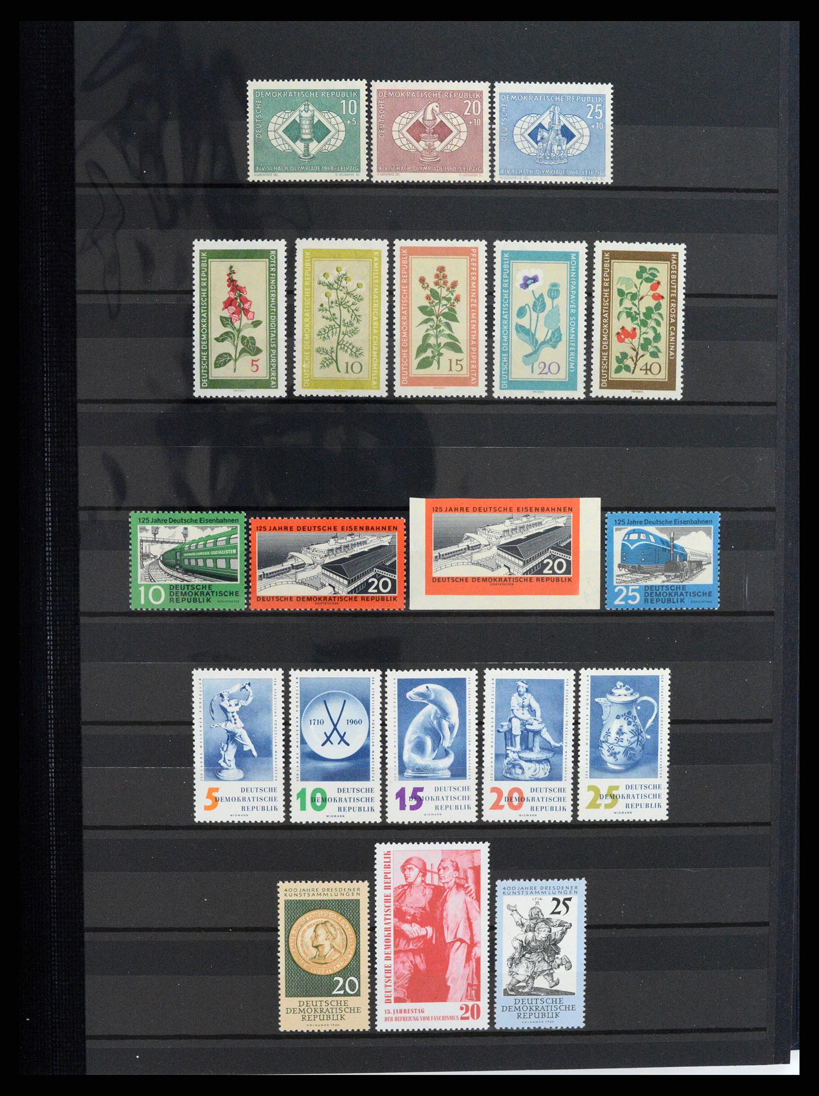 37898 015 - Stamp Collection 37898 Sovietzone/GDR 1945-1972.