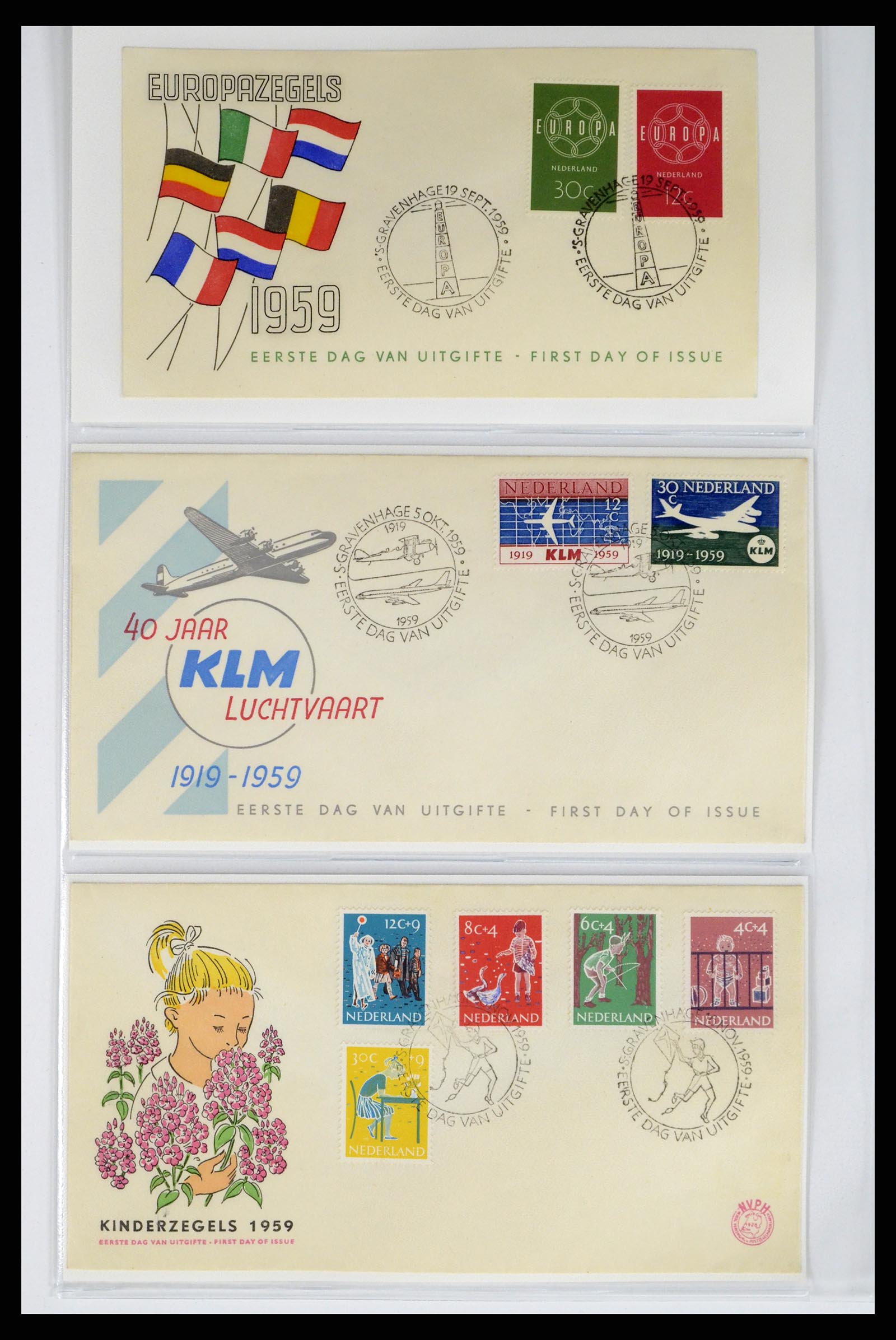 37983 007 - Postzegelverzameling 37983 Nederland FDC's 1954-1987.