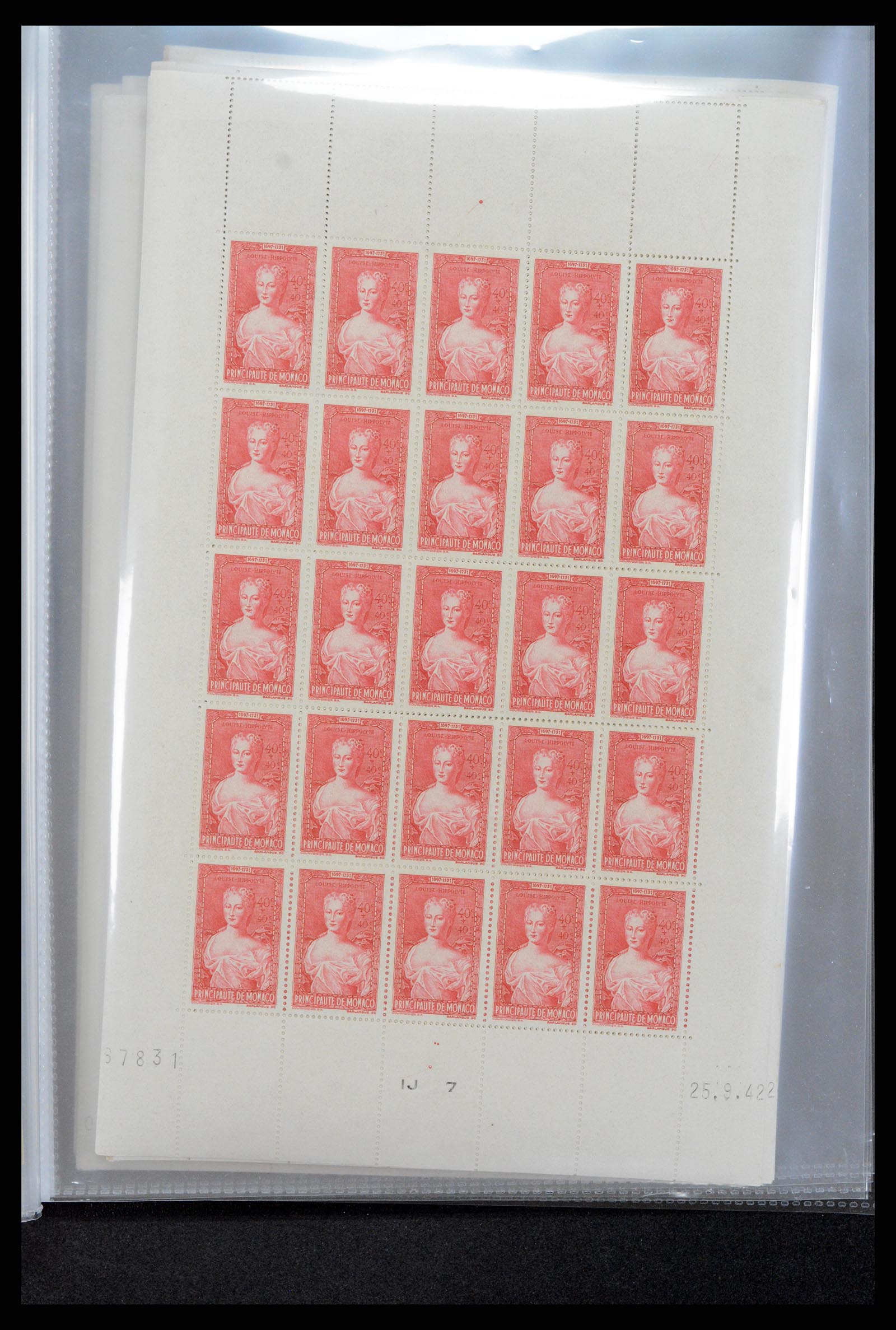 37984 027 - Stamp collection 37984 Monaco better issues 1942-1982.