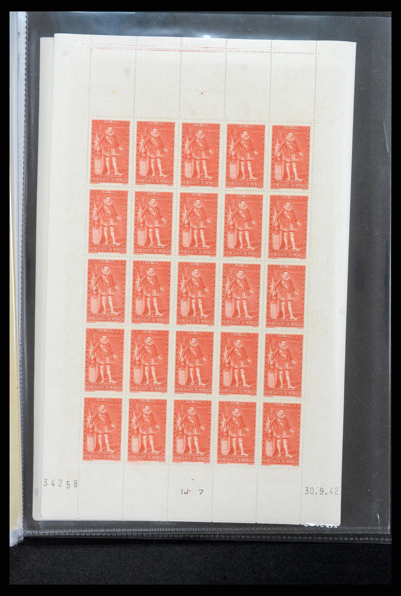 37984 031 - Stamp collection 37984 Monaco better issues 1942-1982.