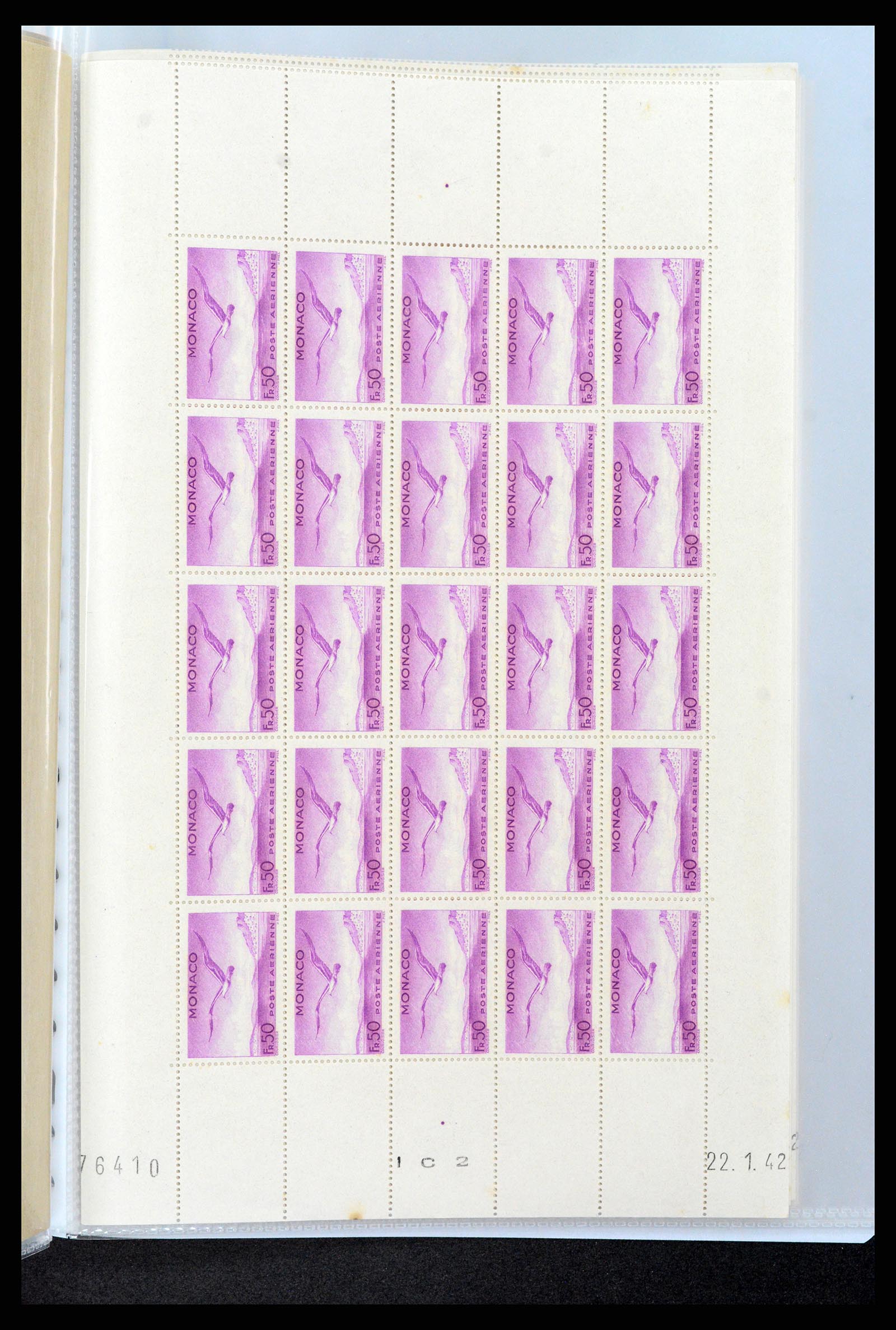 37984 051 - Stamp collection 37984 Monaco better issues 1942-1982.