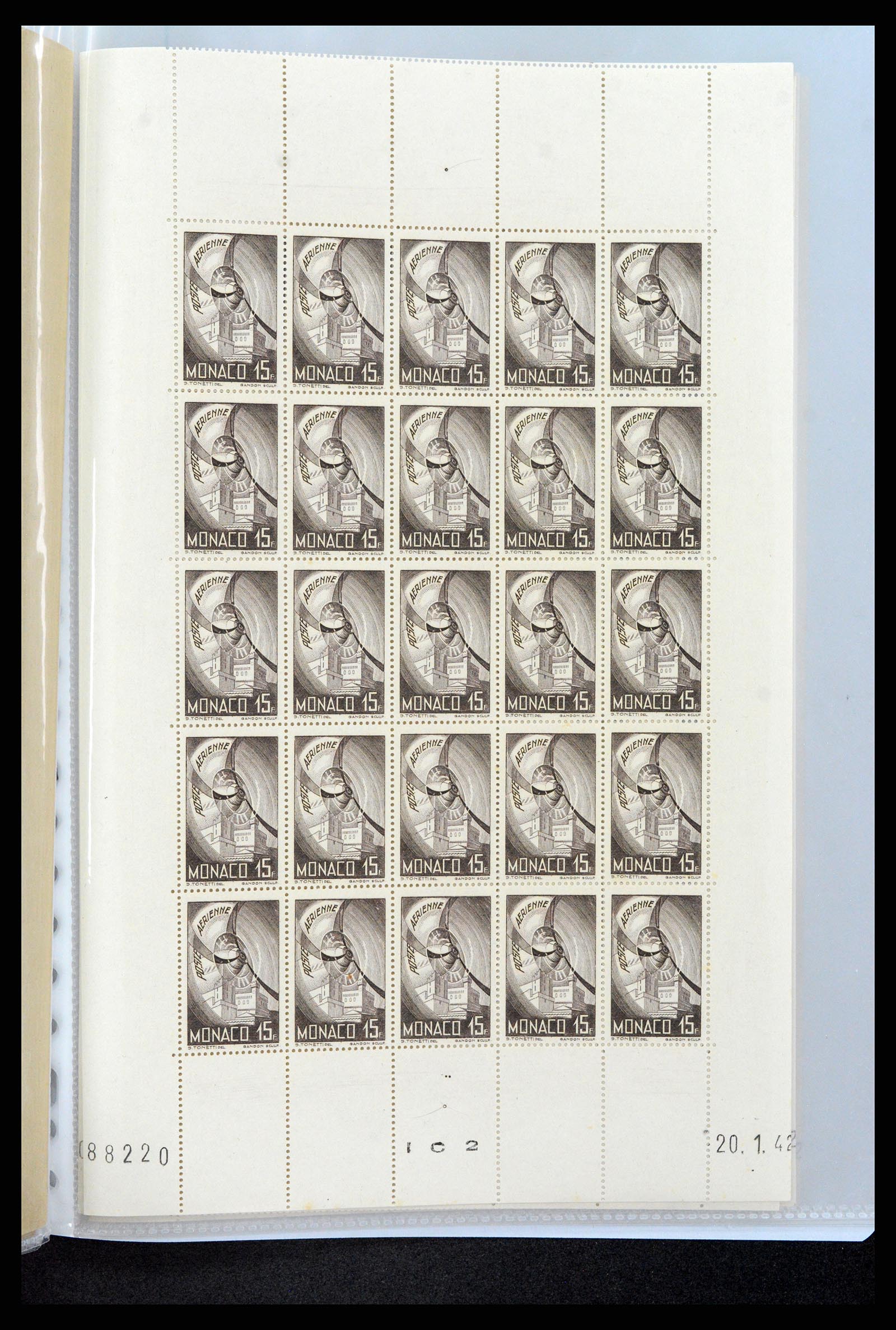 37984 053 - Stamp collection 37984 Monaco better issues 1942-1982.