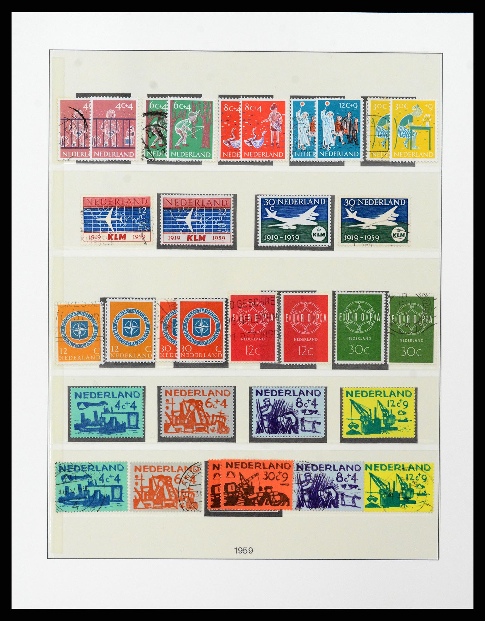 37997 051 - Stamp Collection 37997 Netherlands 1852-1966.
