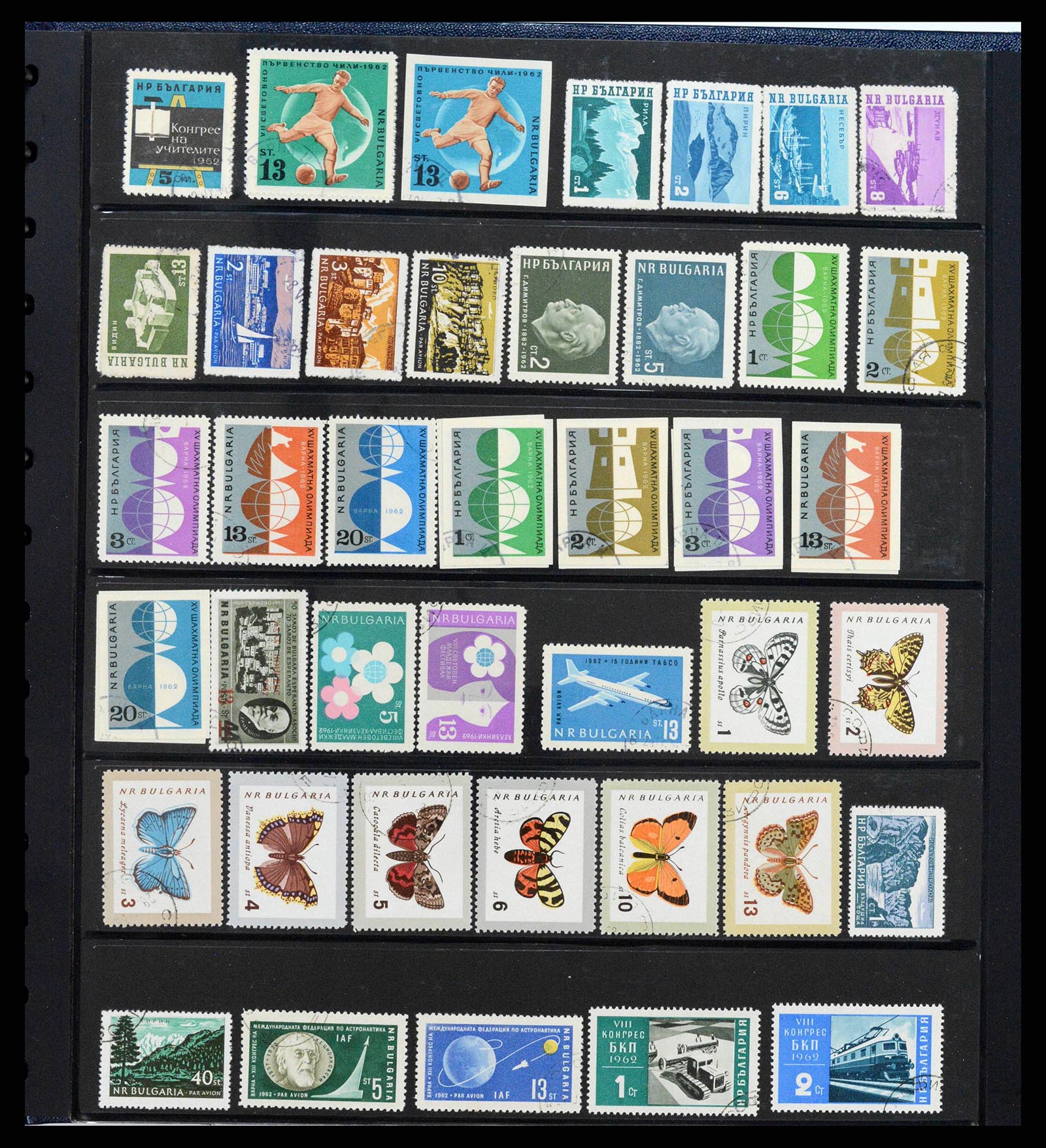 38122 0029 - Postzegelverzameling 38122 Bulgarije 1879-1980.