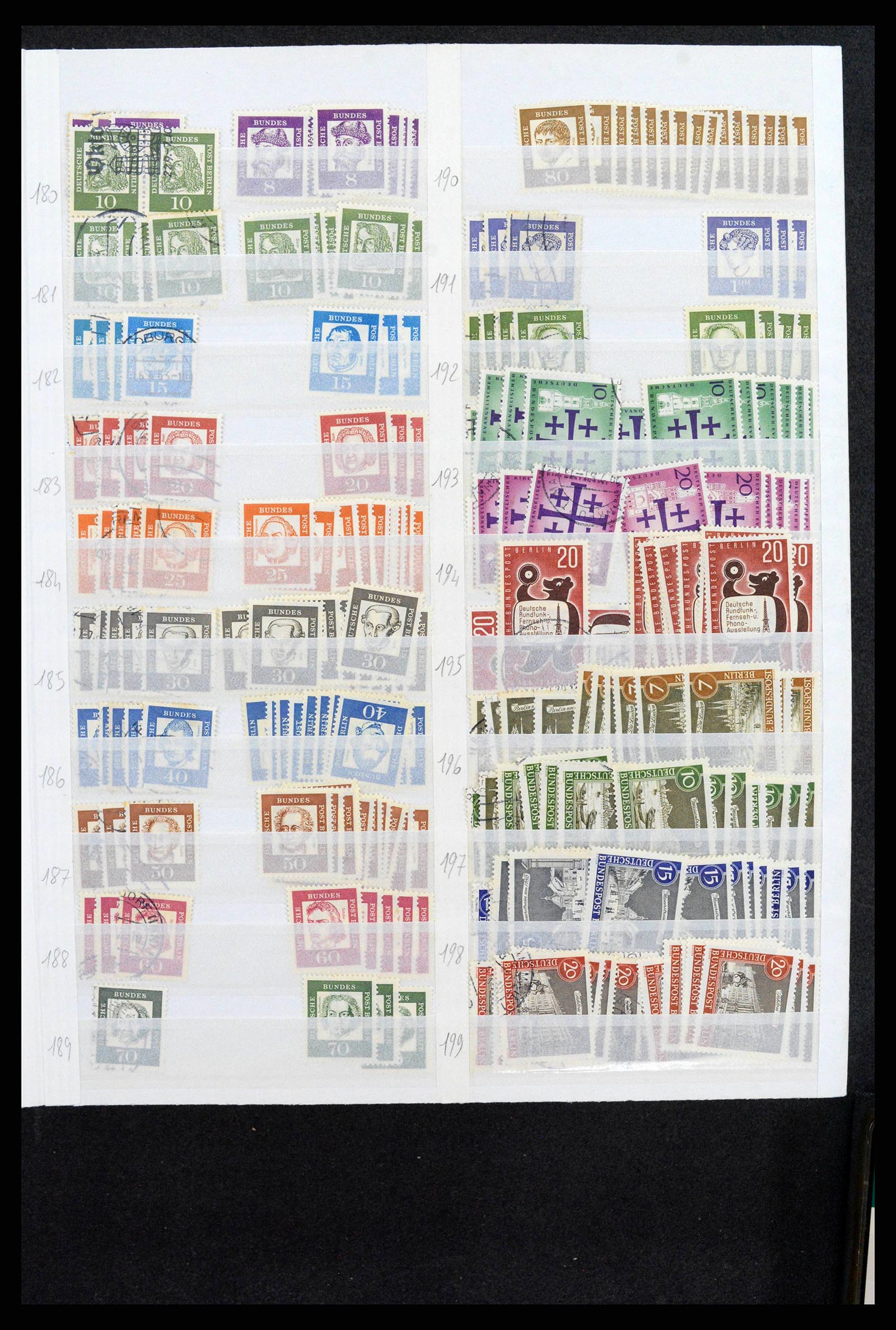 38126 0011 - Stamp collection 38126 Germany 1920-1990.