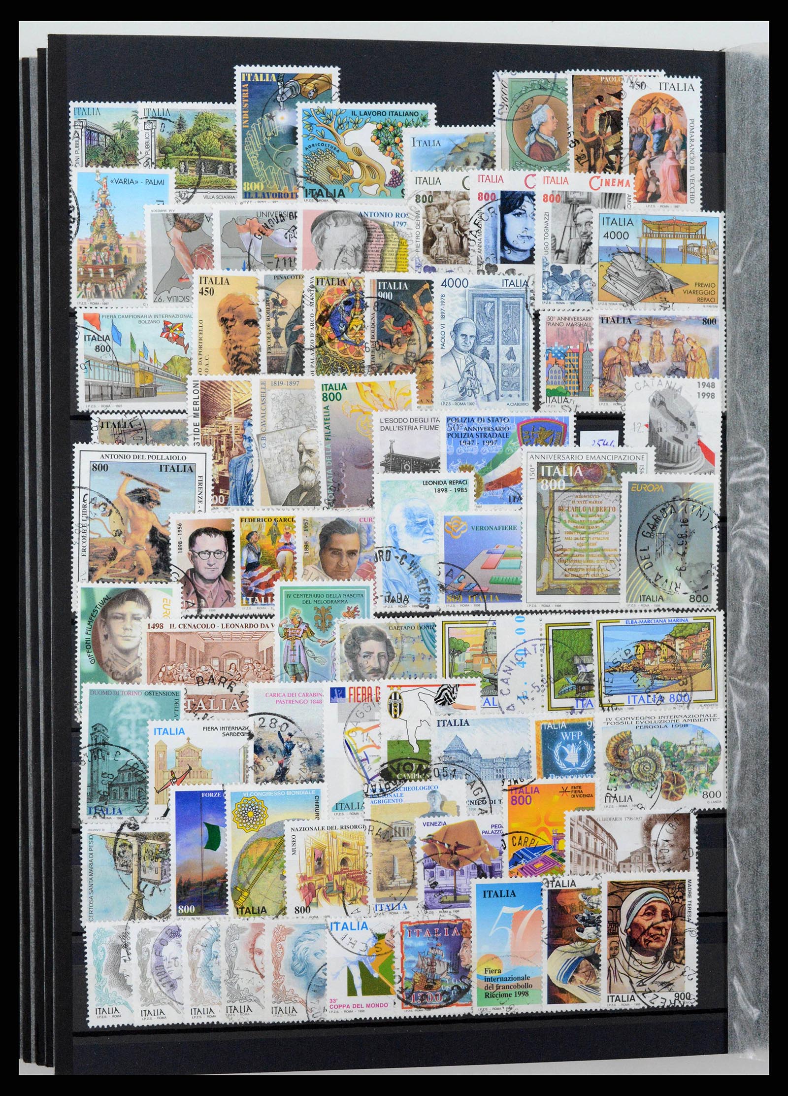 38137 0038 - Postzegelverzameling 38137 Italië 1861-2003.
