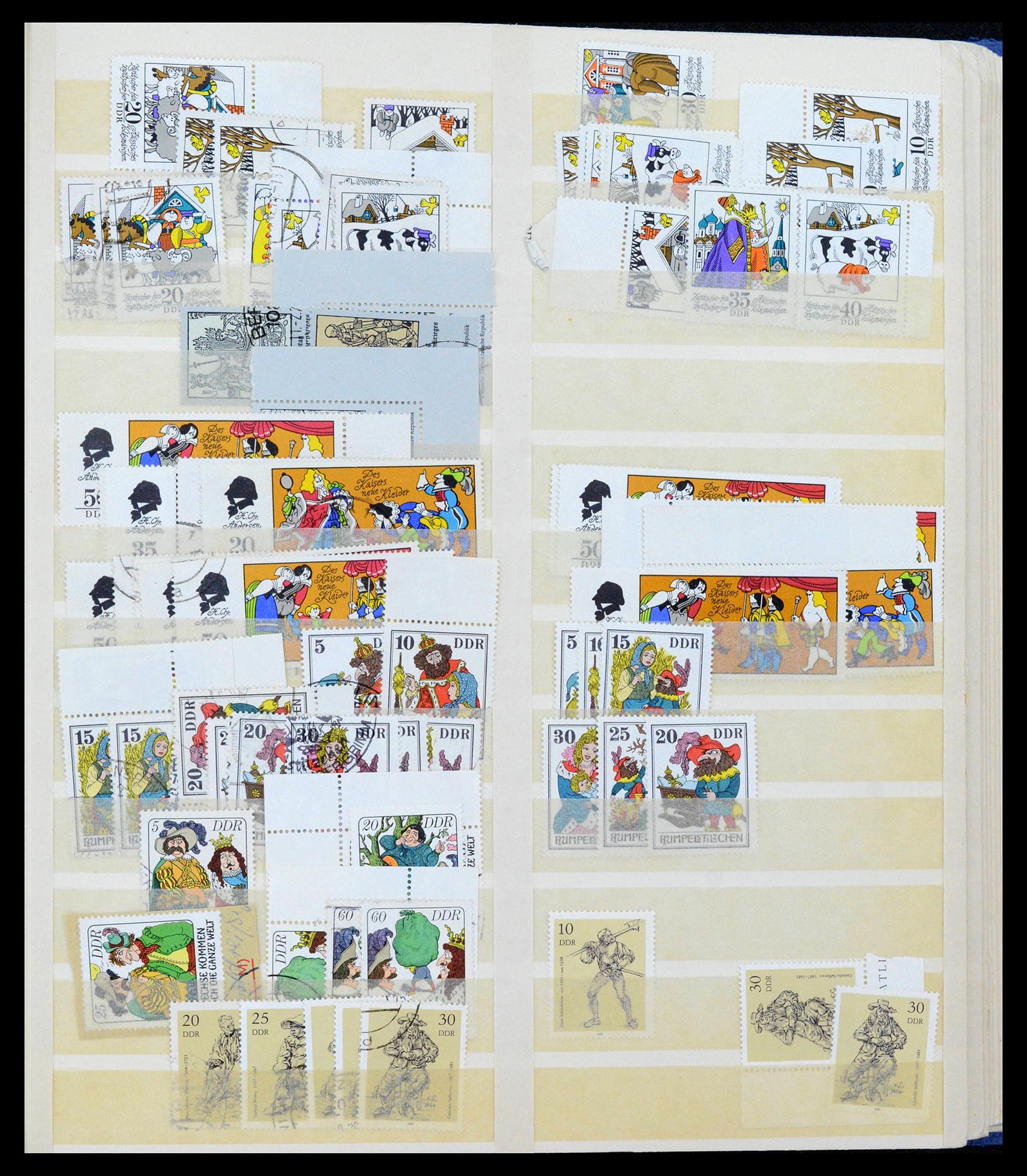 38188 0062 - Postzegelverzameling 38188 DDR combinaties 1955-1990.