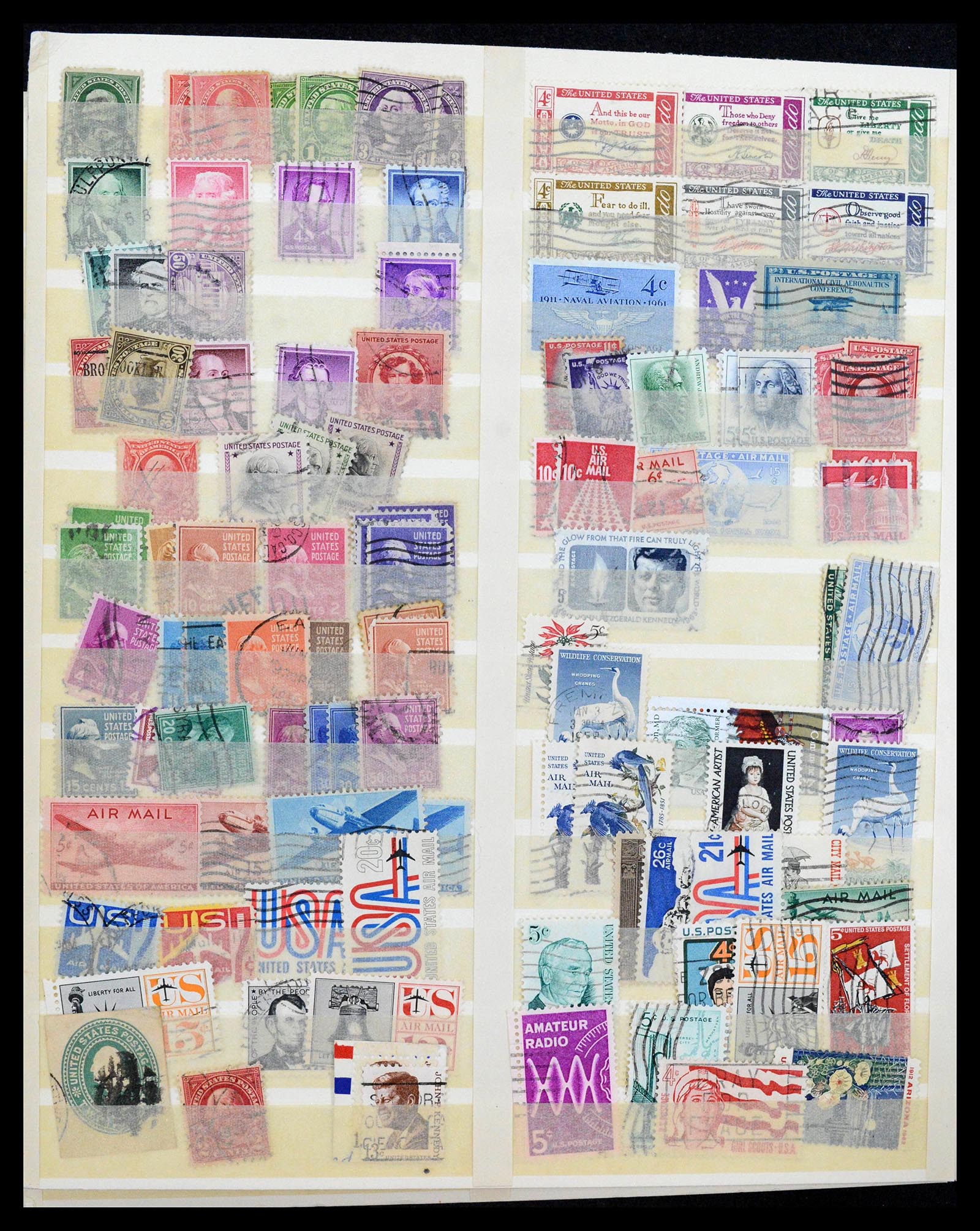 38188 0069 - Postzegelverzameling 38188 DDR combinaties 1955-1990.