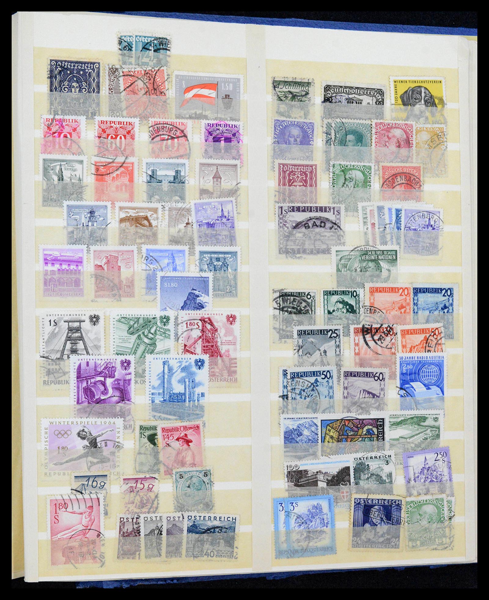 38188 0075 - Postzegelverzameling 38188 DDR combinaties 1955-1990.