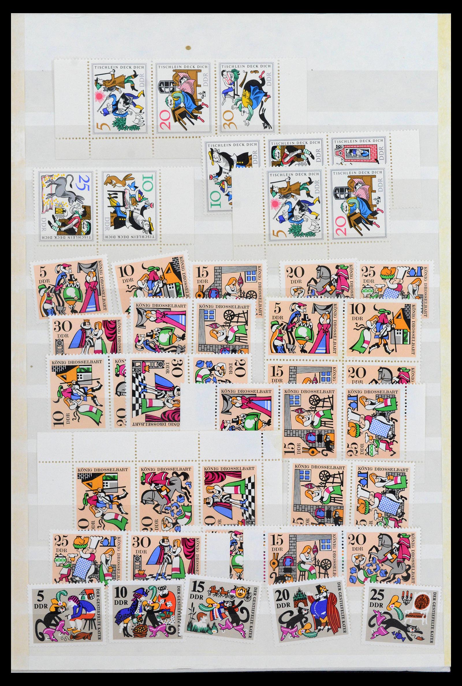 38188 0080 - Postzegelverzameling 38188 DDR combinaties 1955-1990.