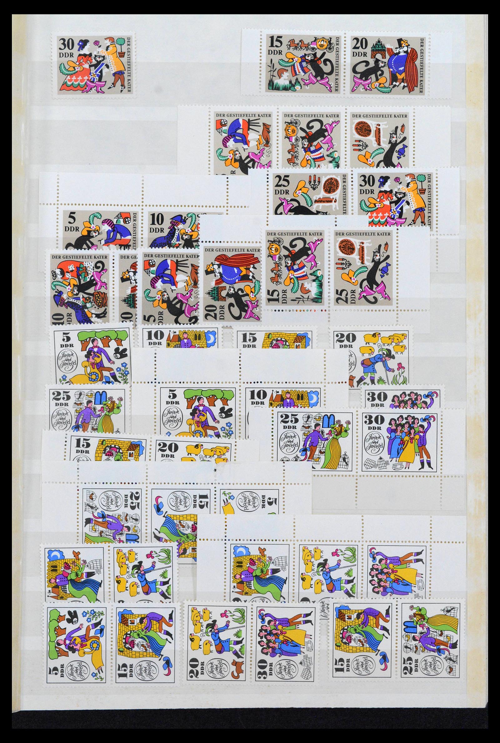 38188 0081 - Postzegelverzameling 38188 DDR combinaties 1955-1990.