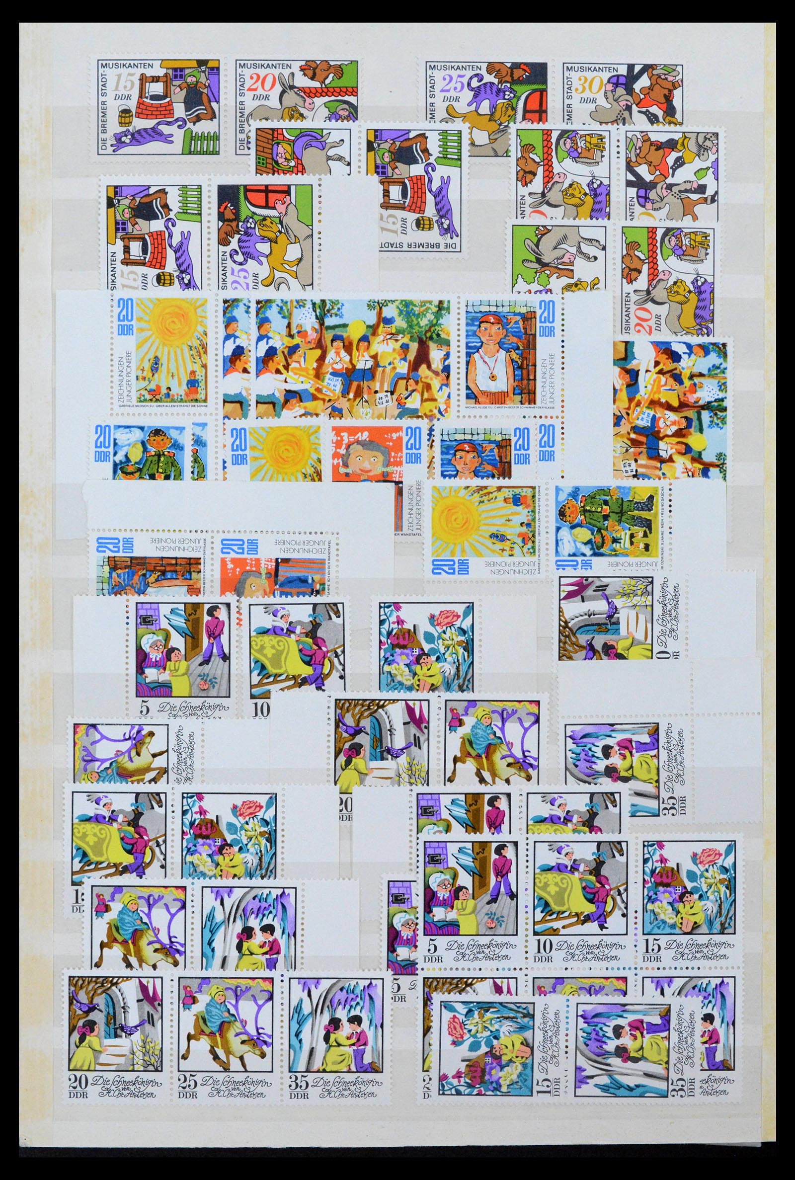 38188 0085 - Postzegelverzameling 38188 DDR combinaties 1955-1990.