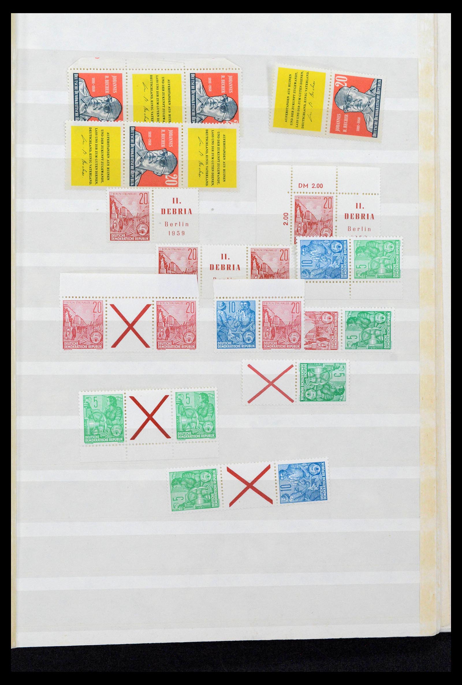 38188 0107 - Postzegelverzameling 38188 DDR combinaties 1955-1990.