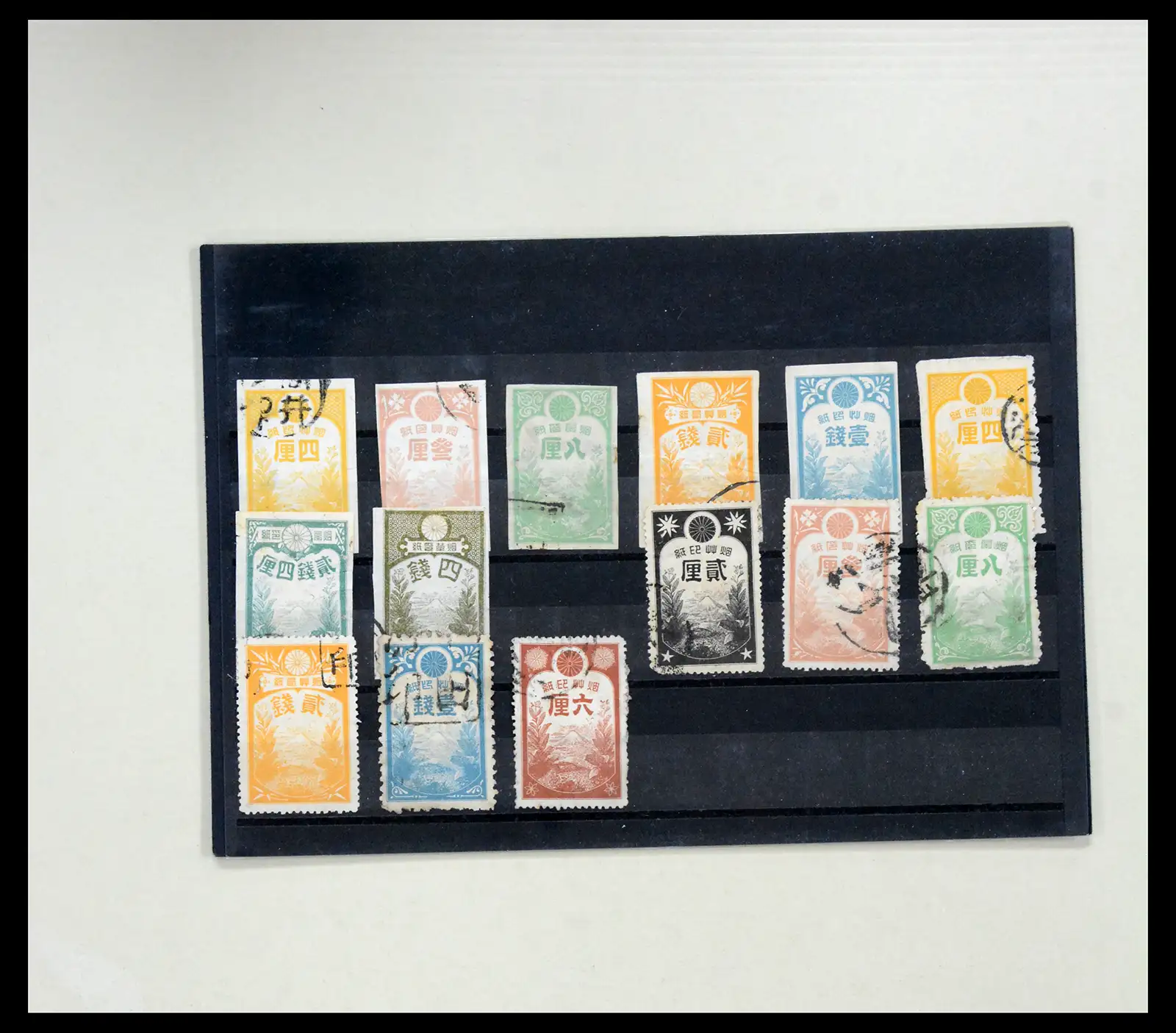 38193 0010 - Stamp collection 38193 Japan sorting lot 1880-1960.