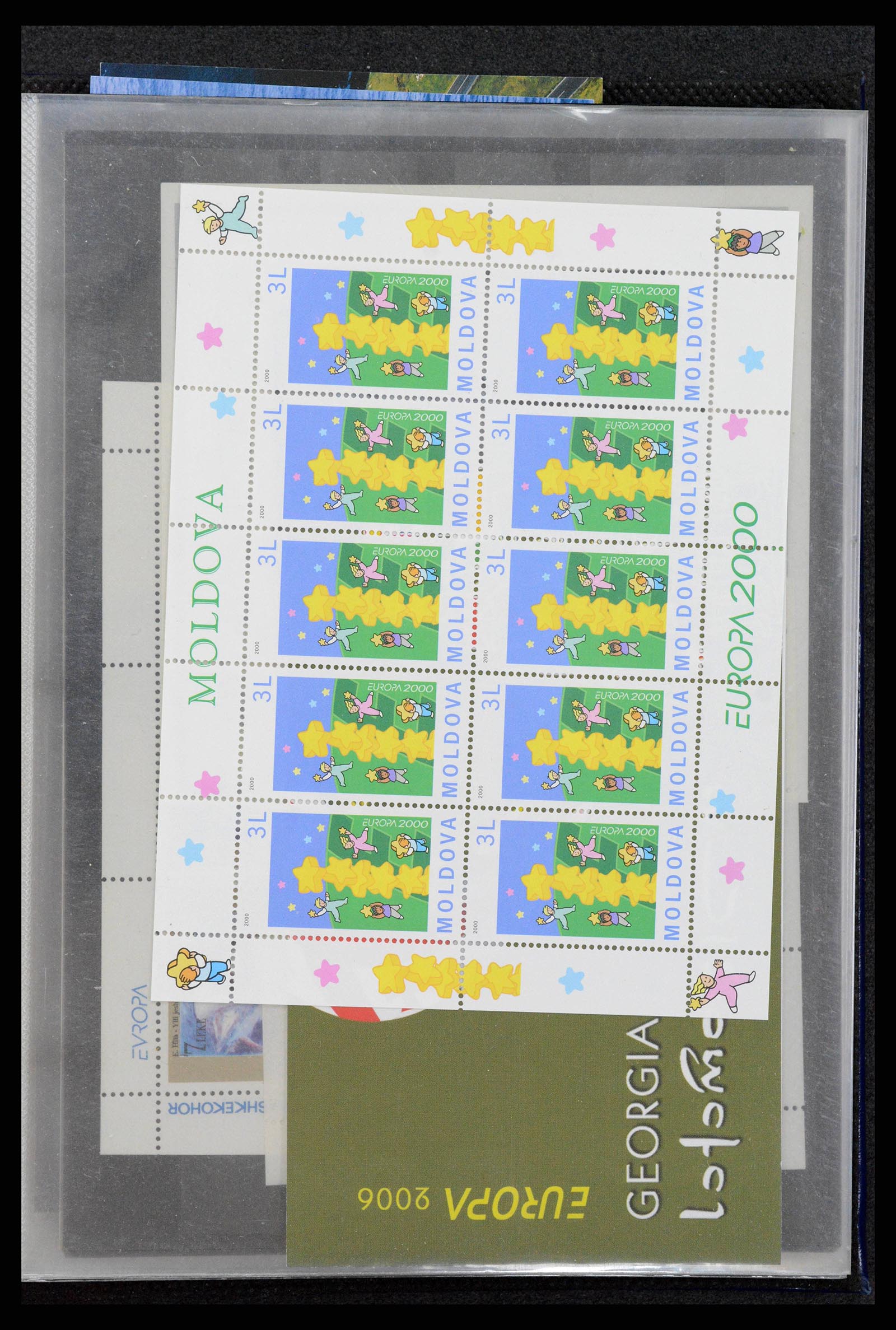 38206 0351 - Postzegelverzameling 38206 Europa CEPT 1956-2010.