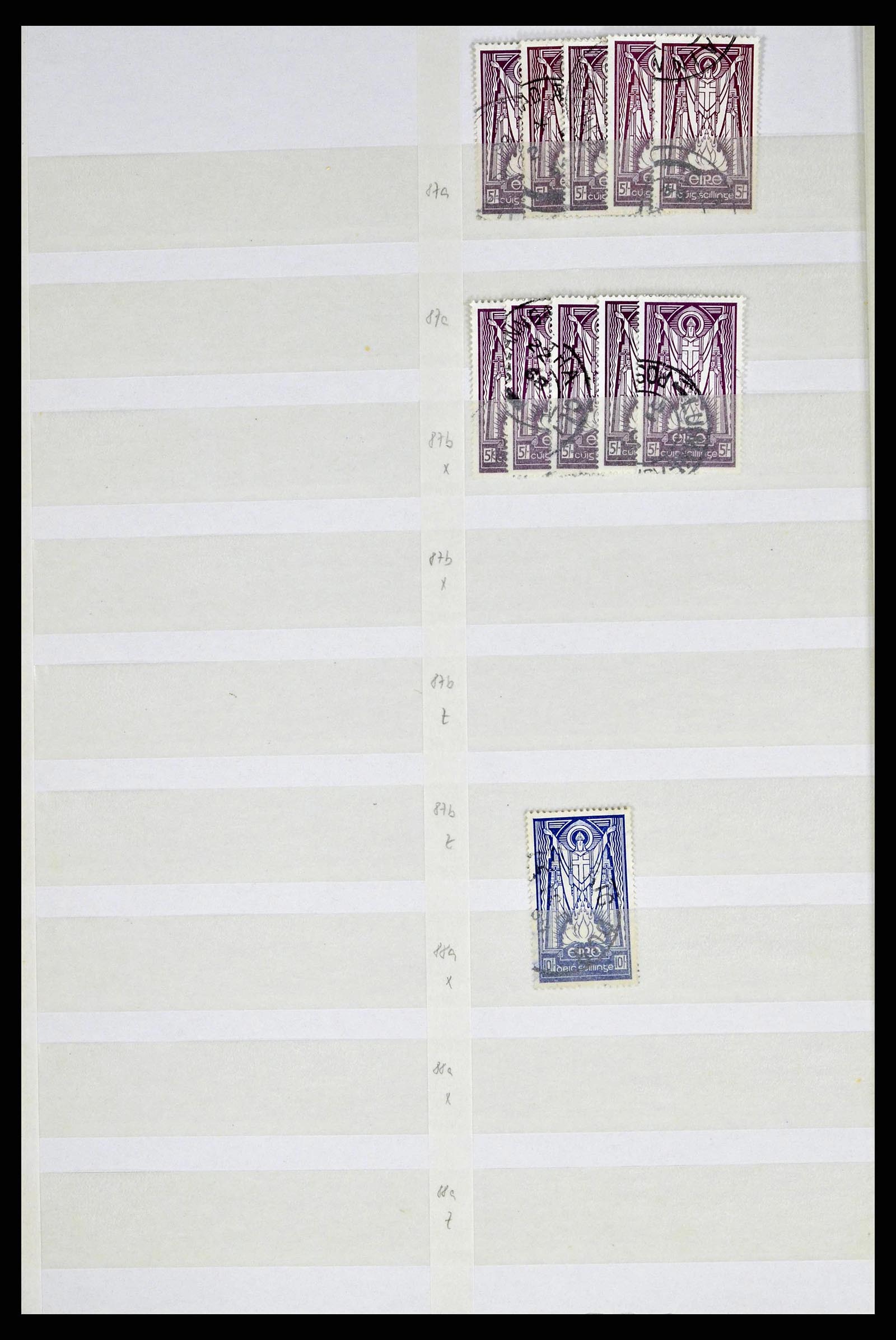 38214 0026 - Postzegelverzameling 38214 Ierland 1922-2000.