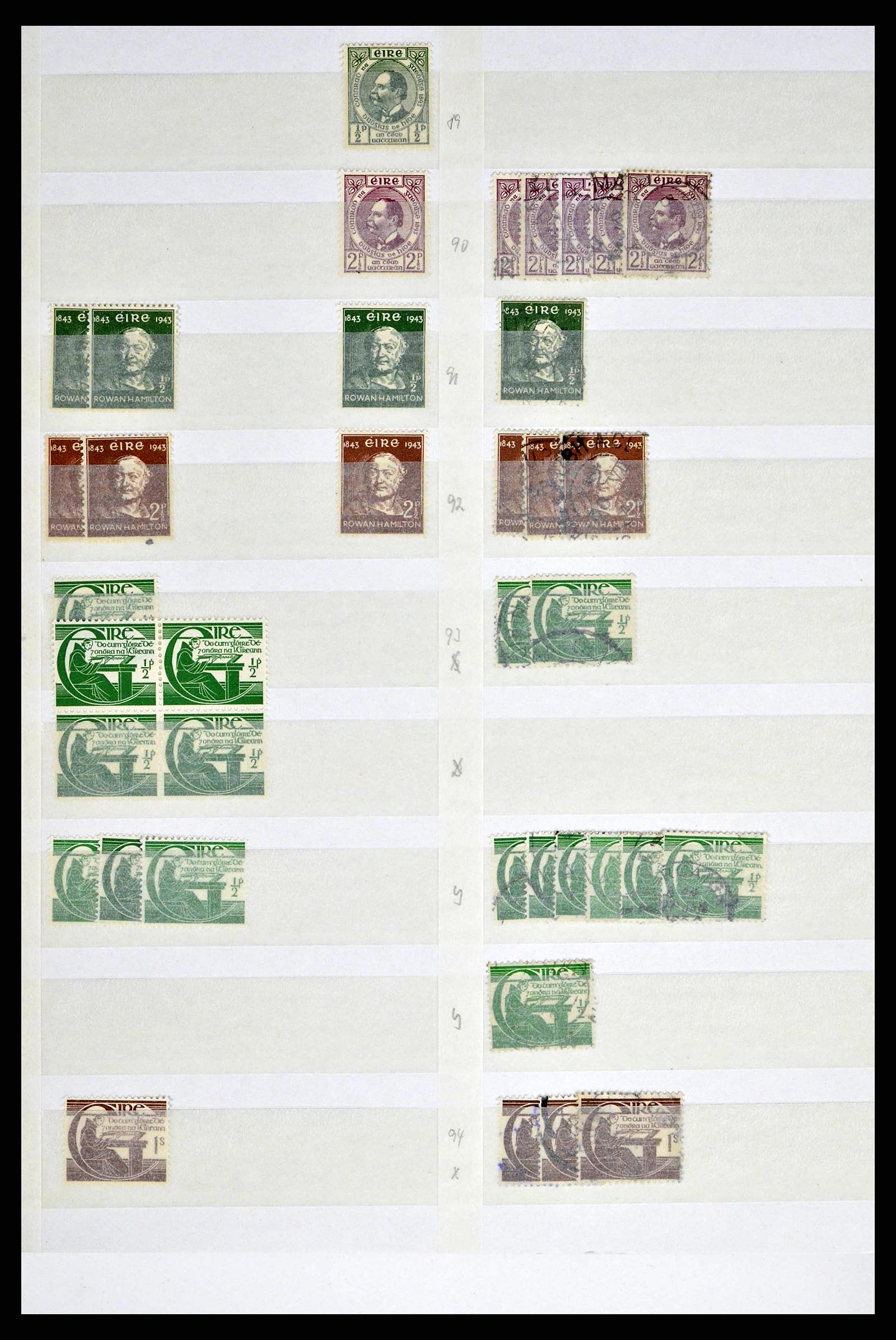 38214 0028 - Postzegelverzameling 38214 Ierland 1922-2000.