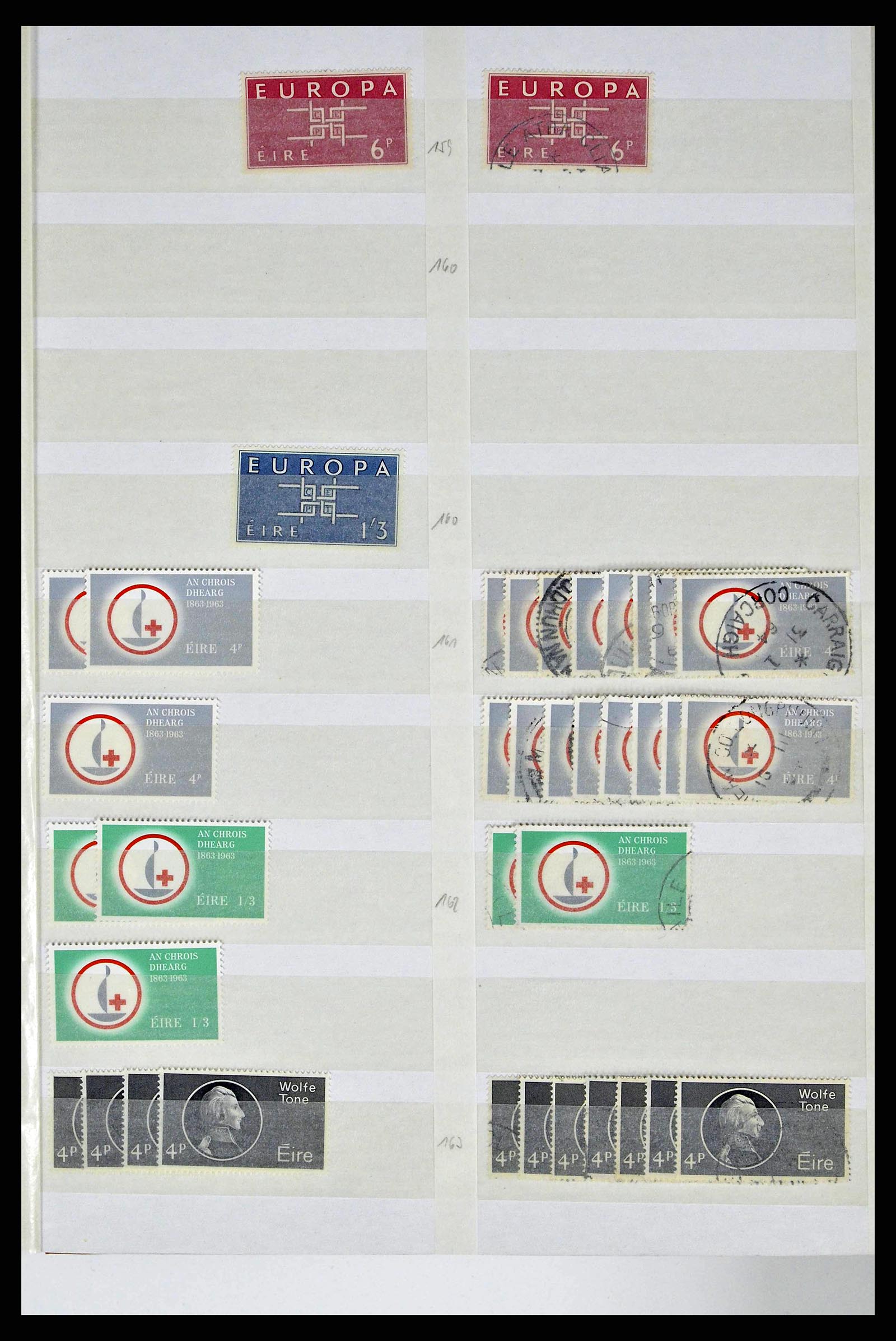 38214 0043 - Postzegelverzameling 38214 Ierland 1922-2000.
