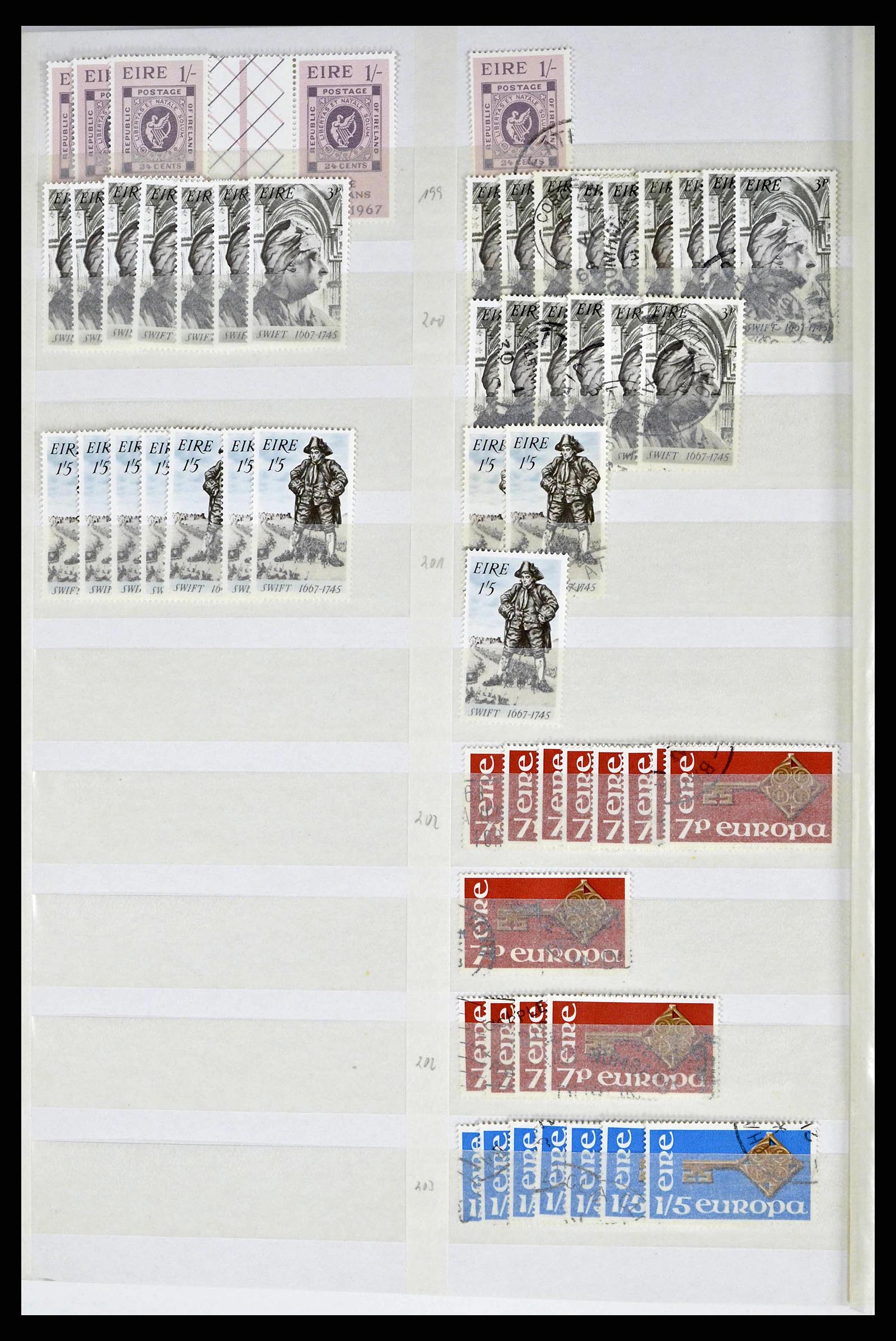 38214 0056 - Postzegelverzameling 38214 Ierland 1922-2000.