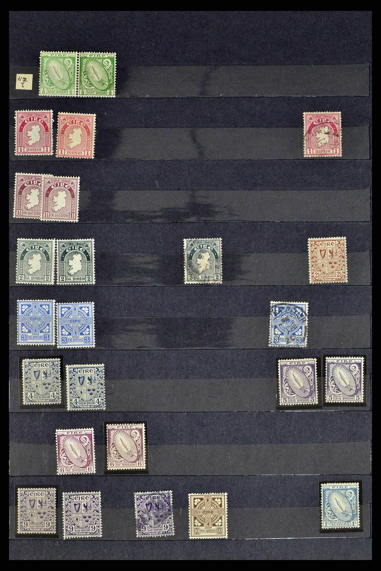 38214 0274 - Stamp collection 38214 Ireland 1922-2000.