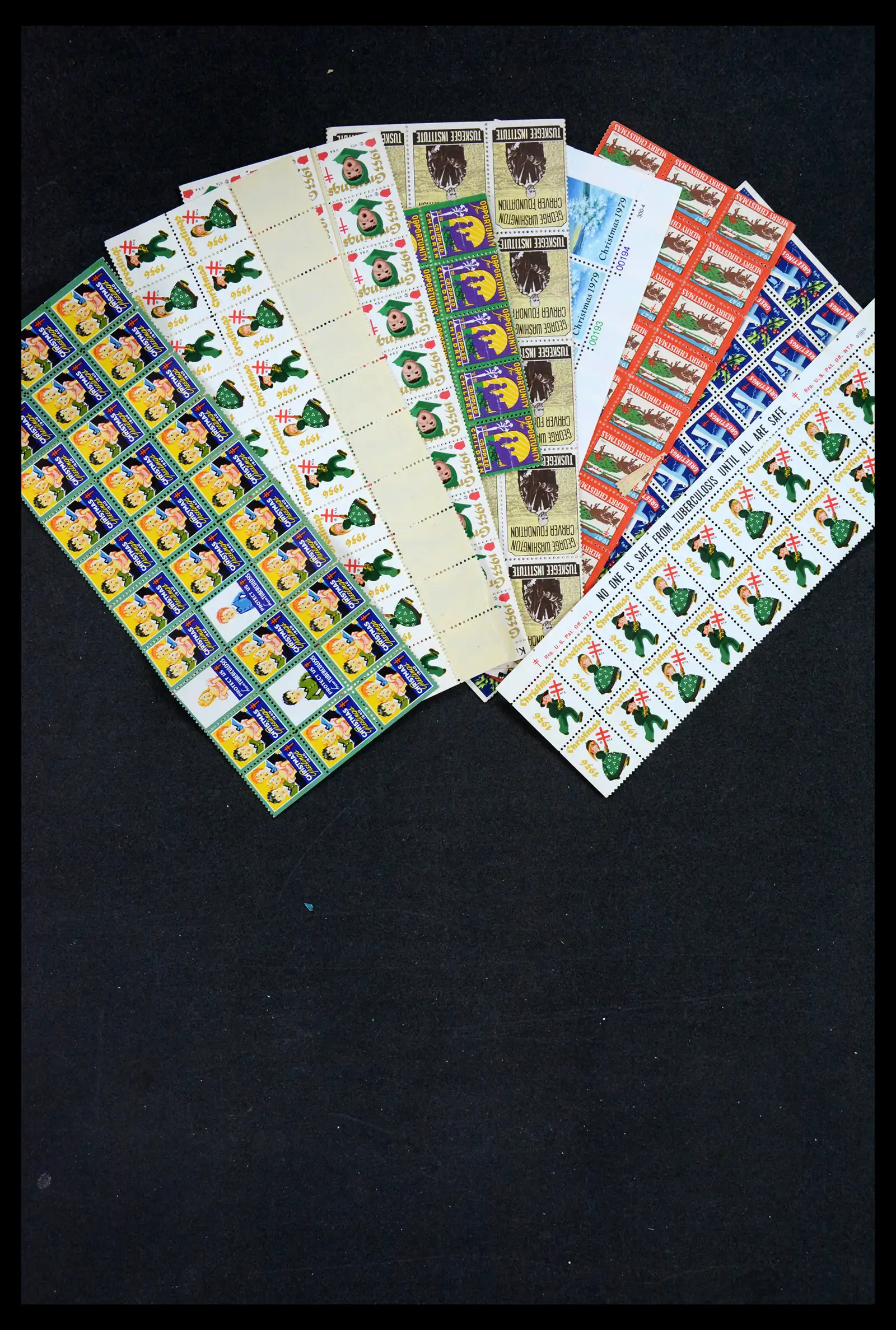 38238 0023 - Stamp collection 38238 USA Christmas seals from 1910.