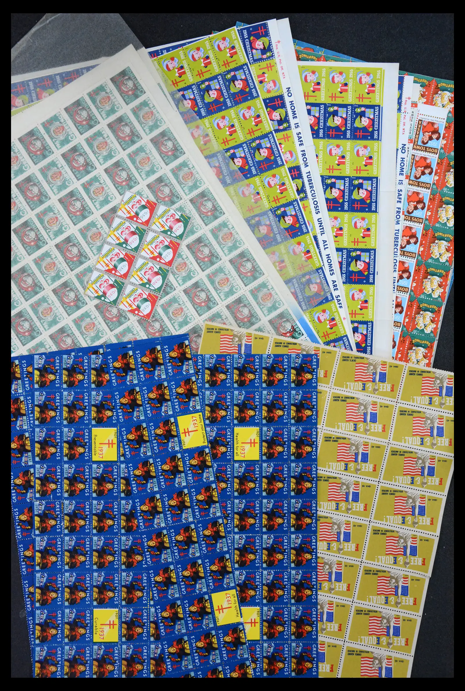 38238 0030 - Stamp collection 38238 USA Christmas seals from 1910.
