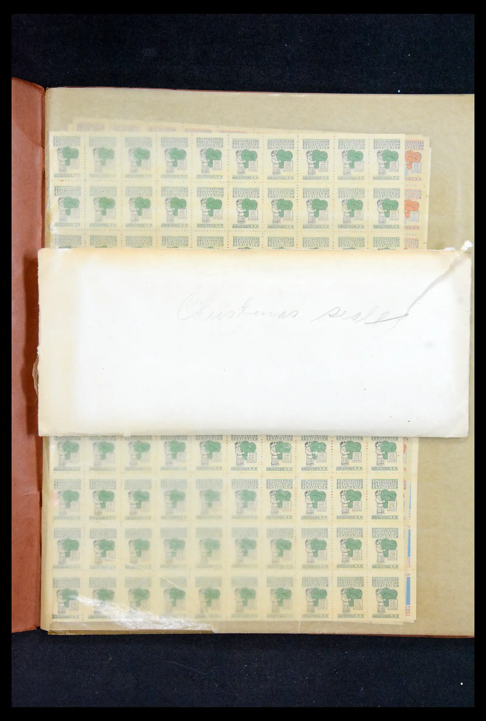 38238 0031 - Stamp collection 38238 USA Christmas seals from 1910.