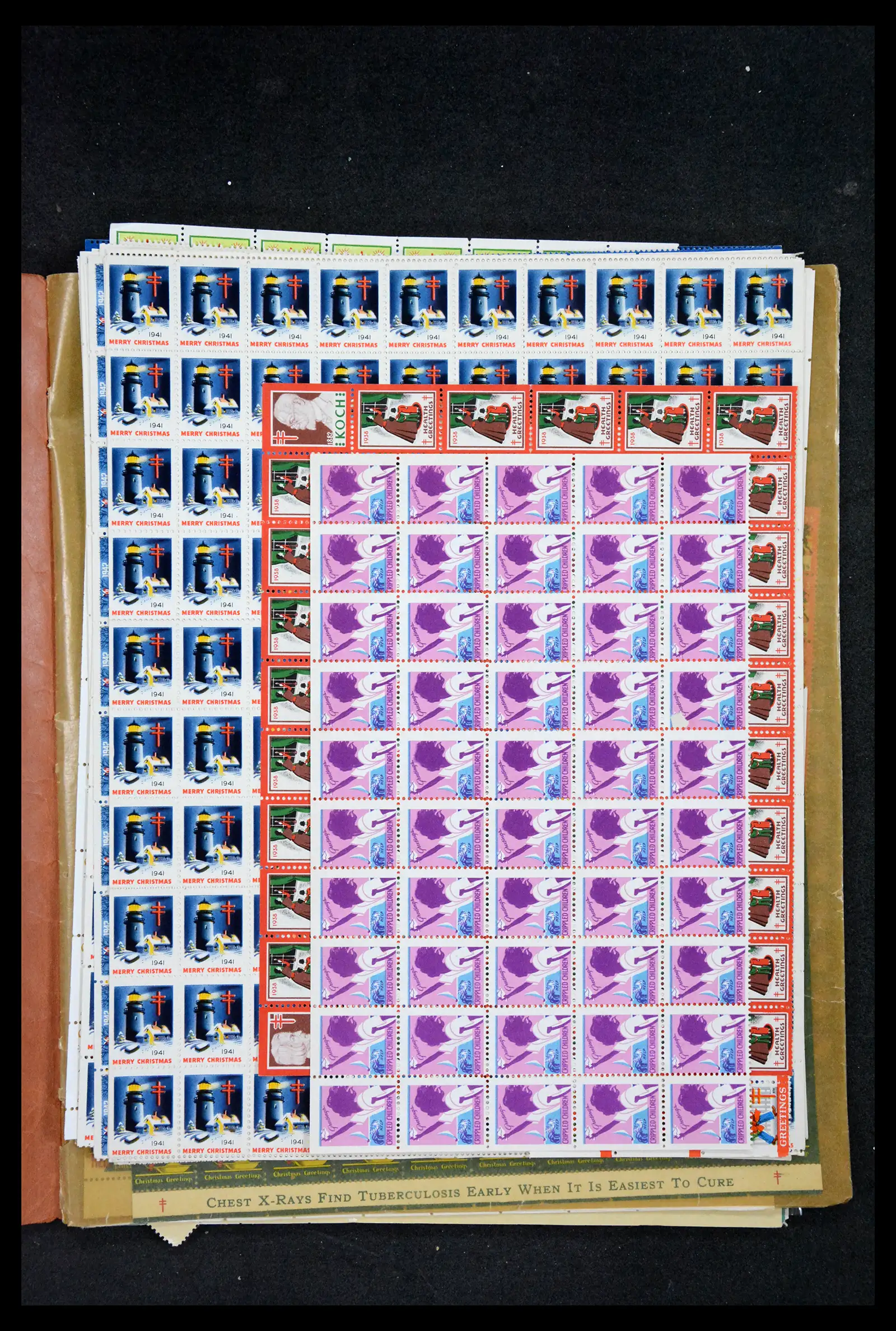 38238 0063 - Stamp collection 38238 USA Christmas seals from 1910.