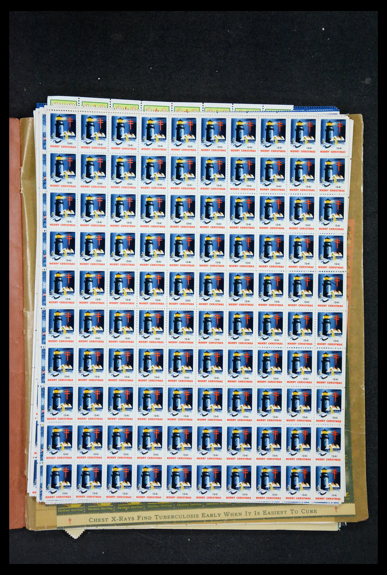 38238 0067 - Stamp collection 38238 USA Christmas seals from 1910.