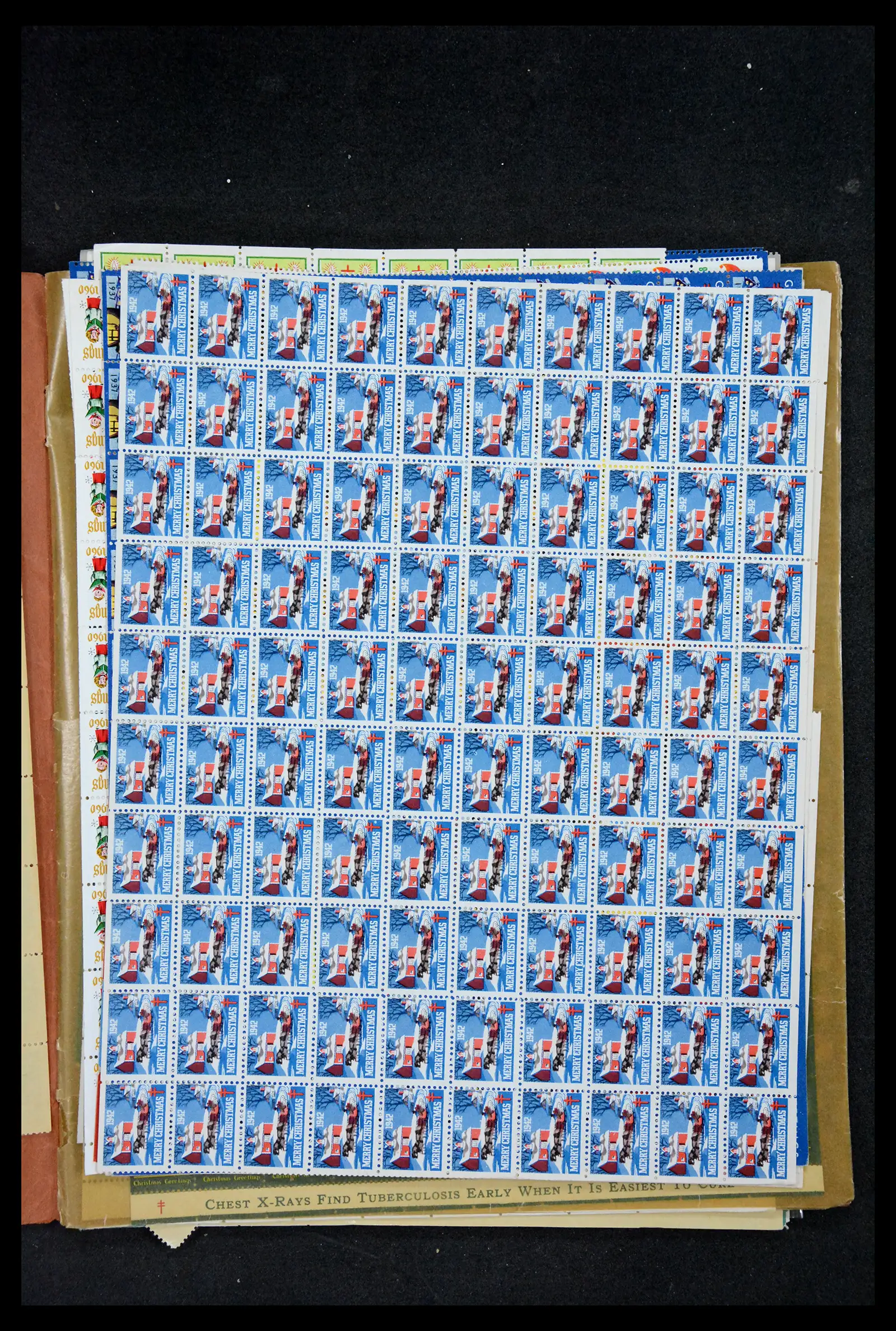 38238 0074 - Stamp collection 38238 USA Christmas seals from 1910.