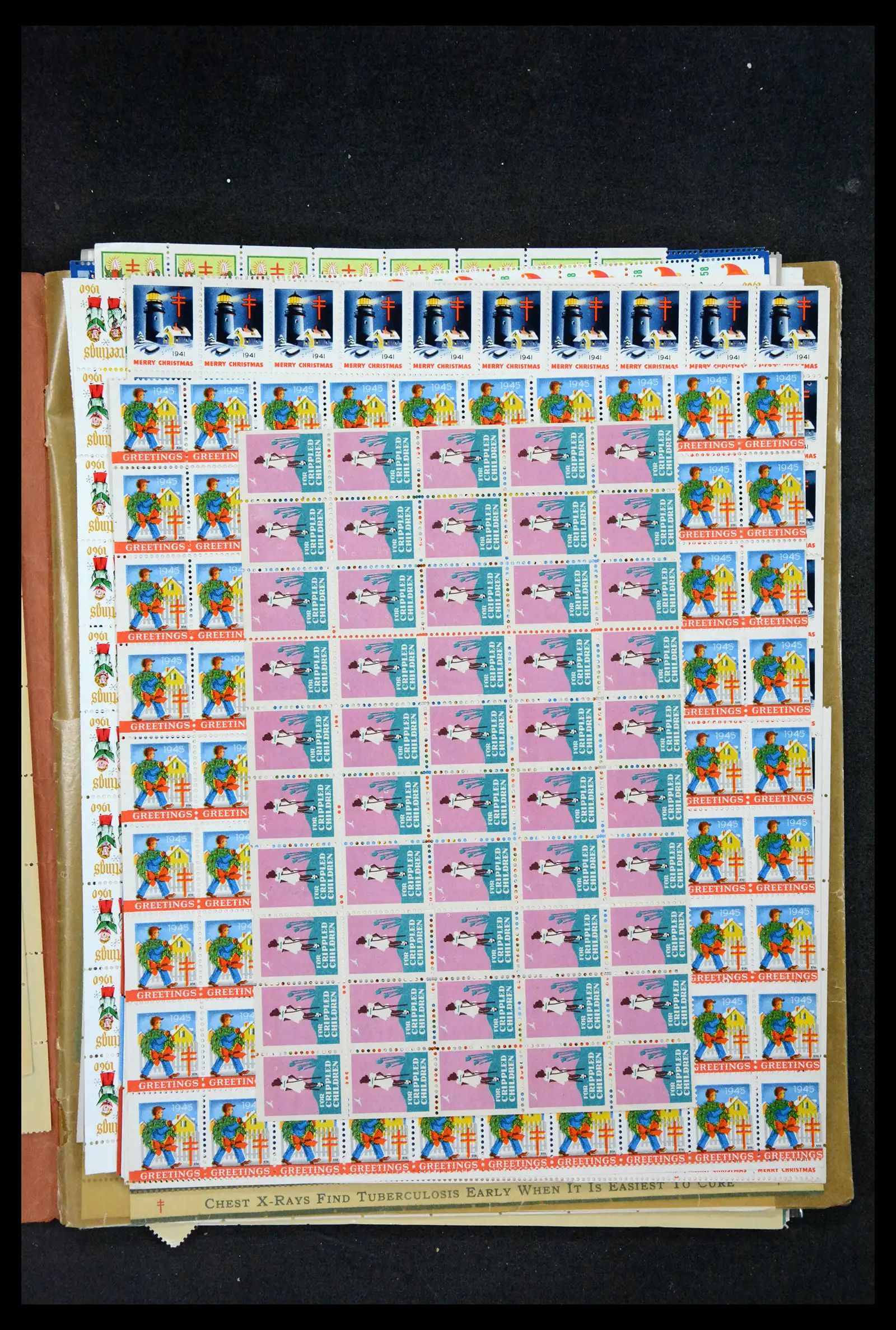 38238 0077 - Stamp collection 38238 USA Christmas seals from 1910.