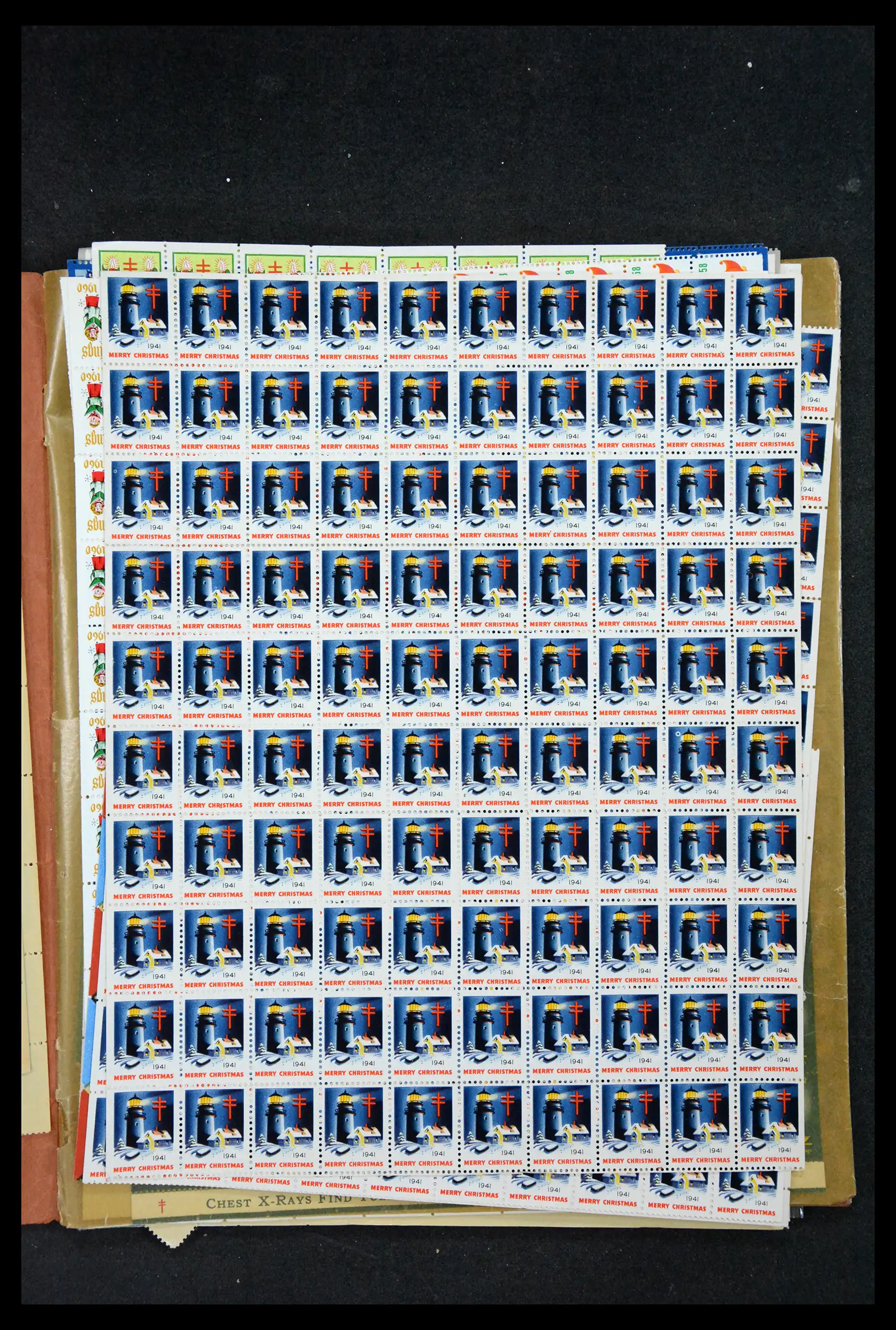 38238 0079 - Stamp collection 38238 USA Christmas seals from 1910.