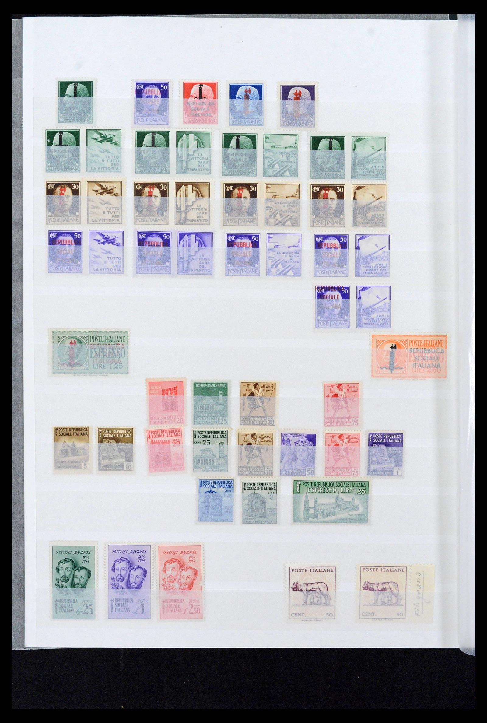 38243 0020 - Postzegelverzameling 38243 Italië 1862-2011.