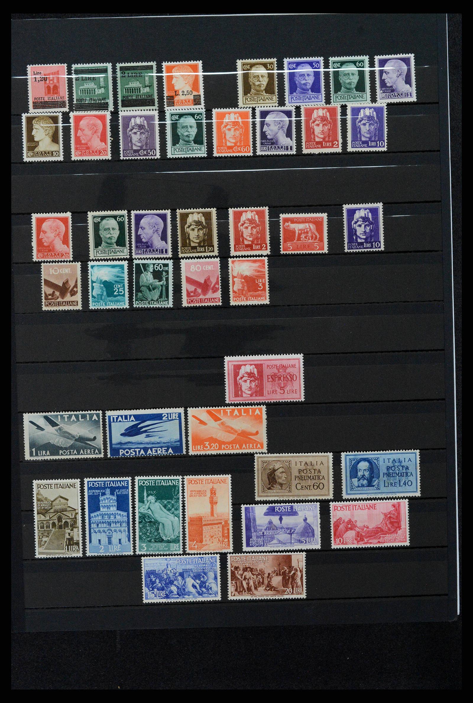 38243 0021 - Postzegelverzameling 38243 Italië 1862-2011.