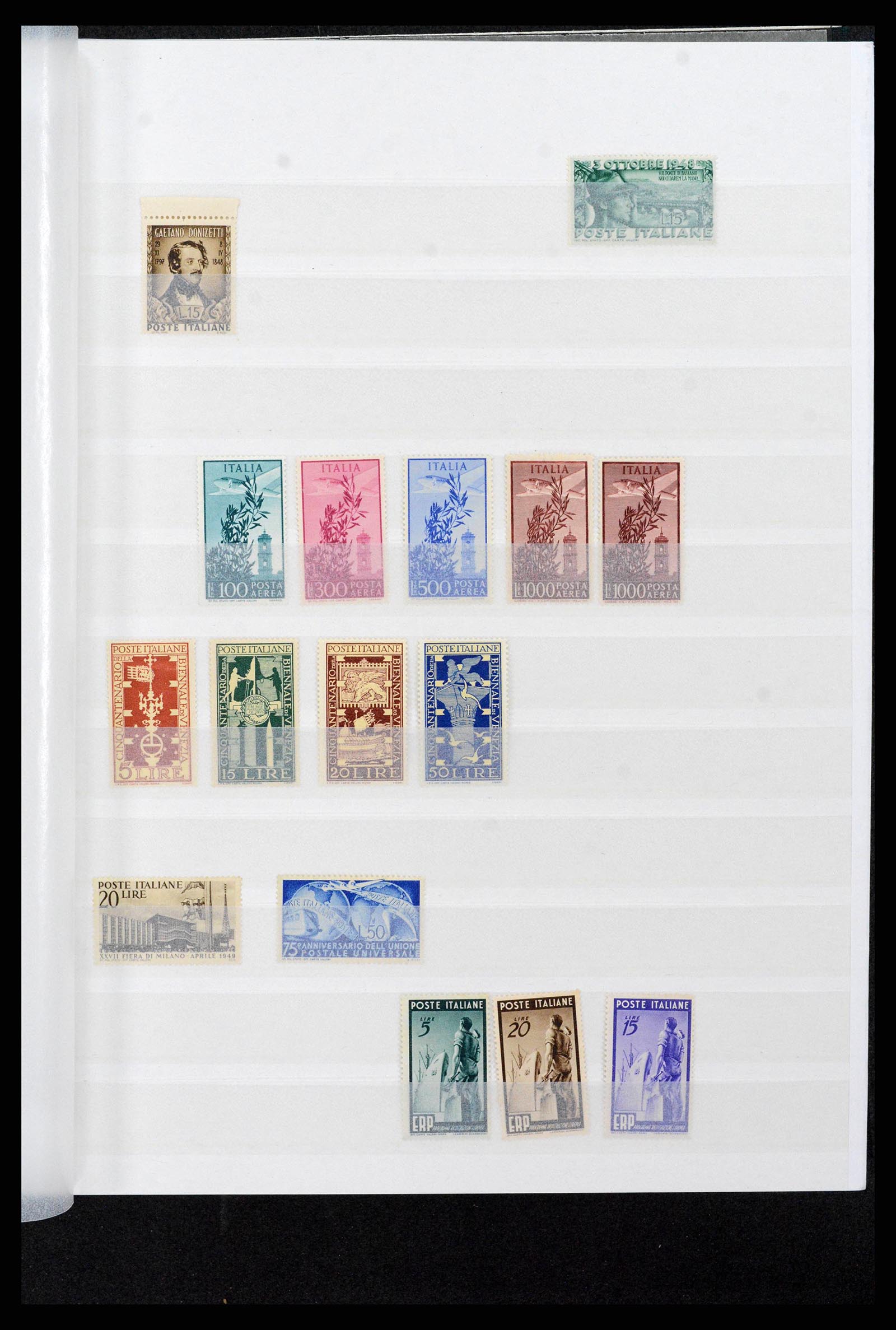 38243 0023 - Stamp collection 38243 Italy 1862-2011.