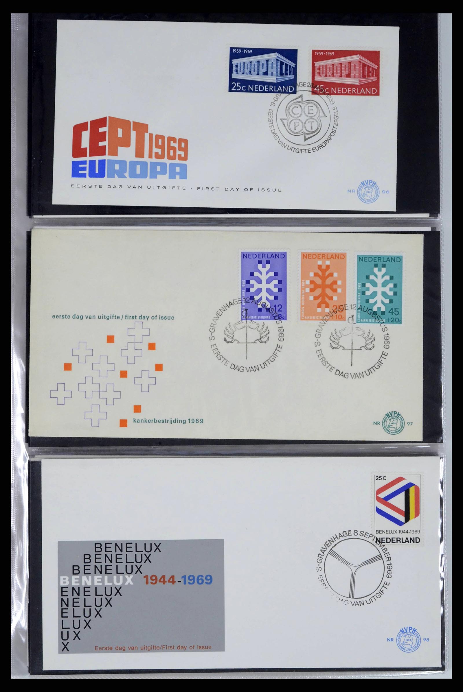 38271 0033 - Stamp collection 38271 Netherlands FDC's 1950-1995.