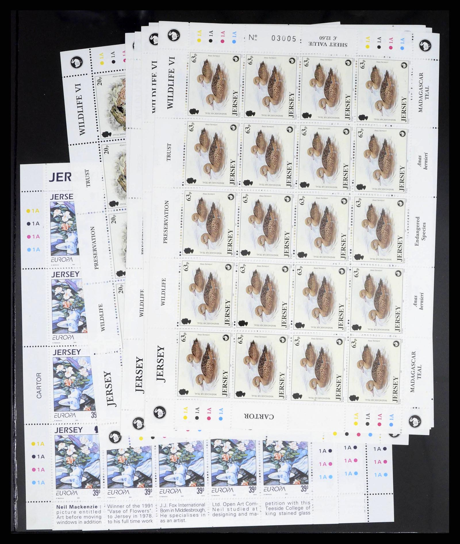 38284 0025 - Postzegelverzameling 38284 Jersey 1975-2000.