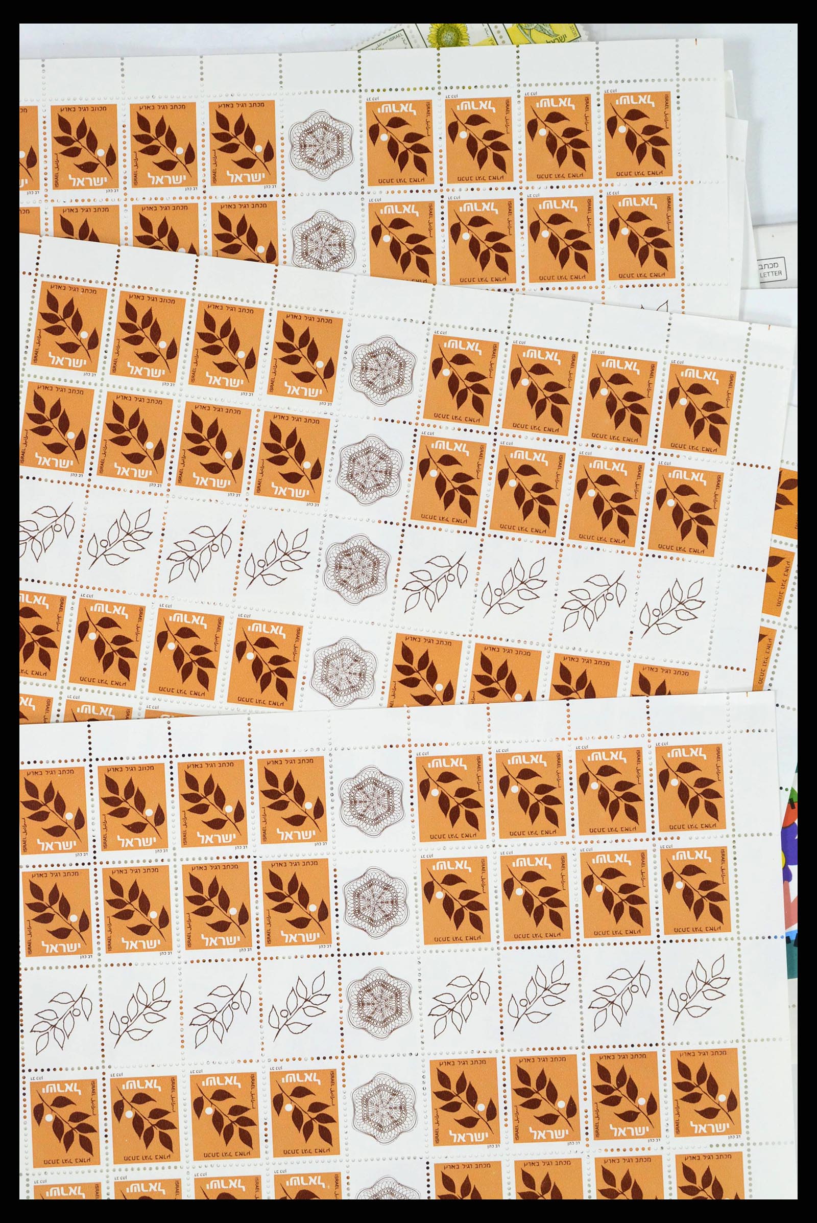 38303 0023 - Postzegelverzameling 38303 Israël nominaal.