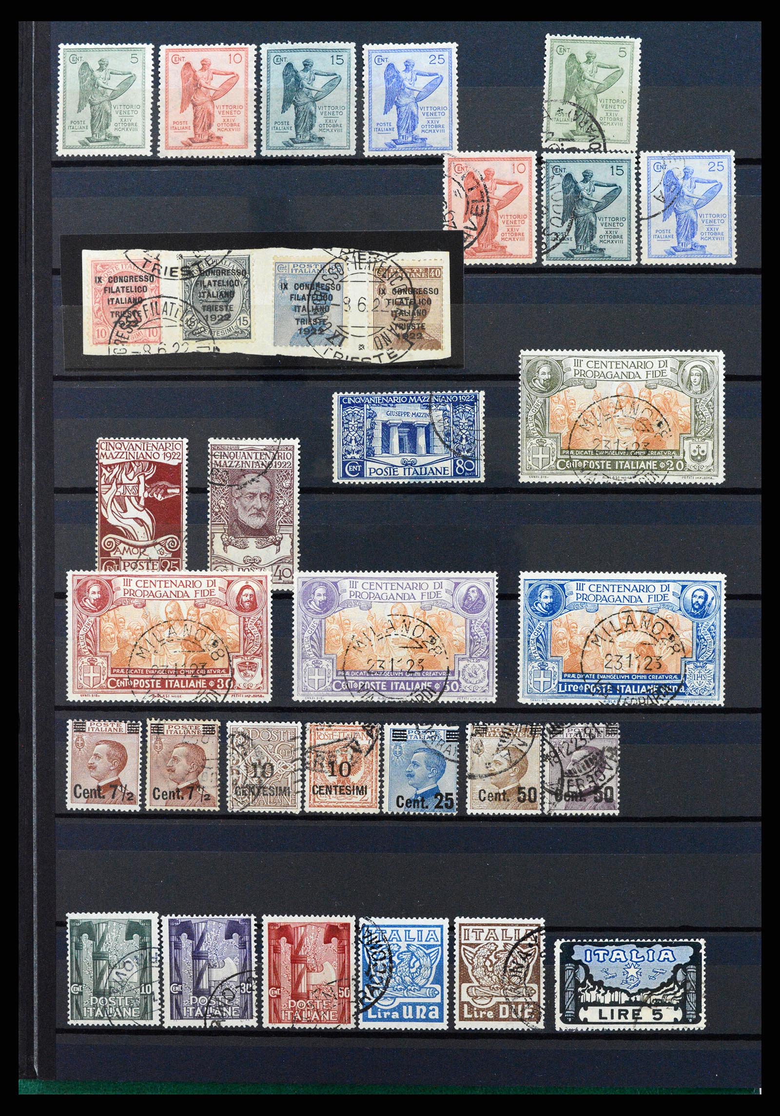 38304 0003a - Postzegelverzameling 38304 Italië 1862-1945.