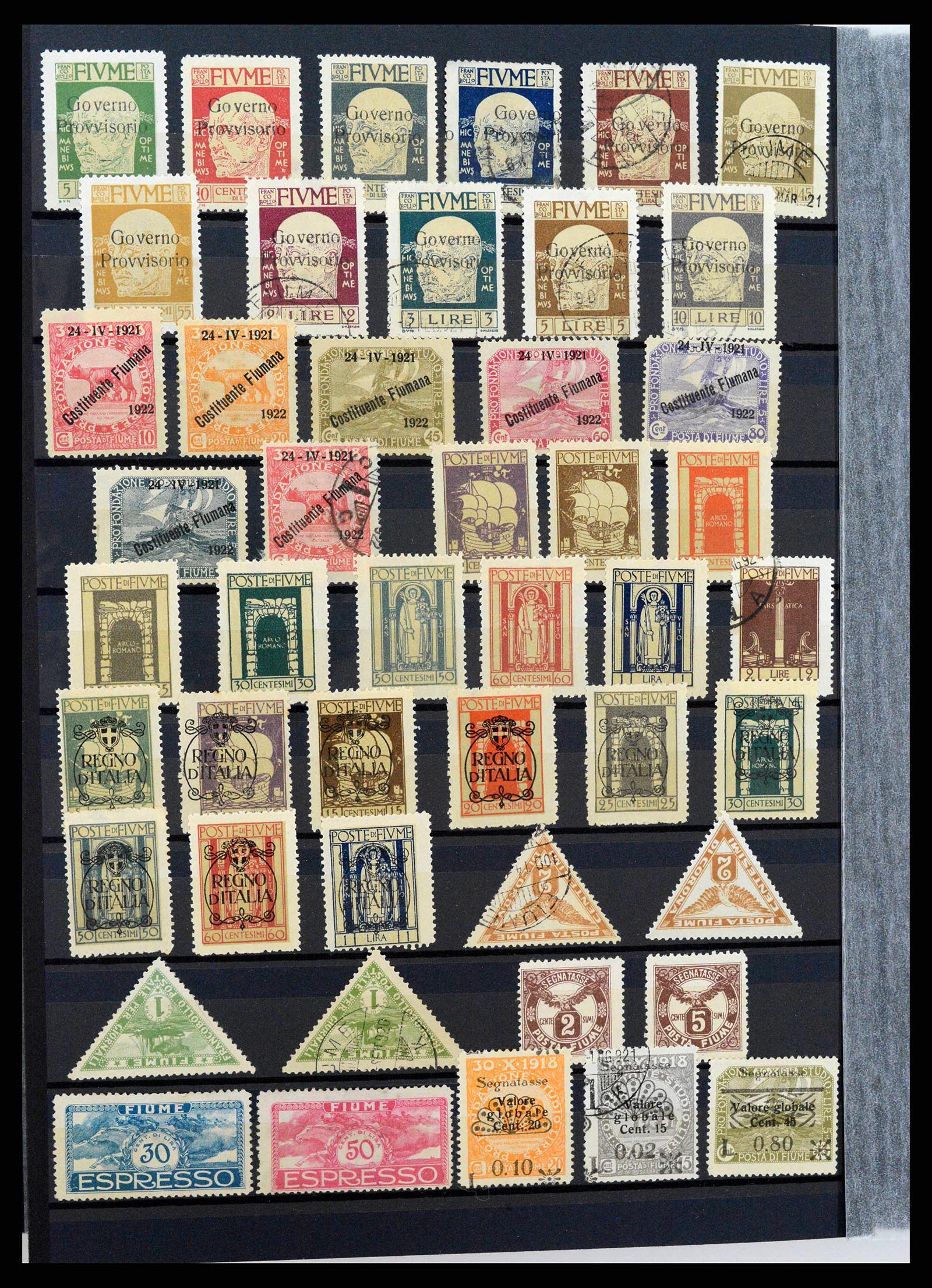38304 0046 - Stamp collection 38304 Italy 1862-1945.