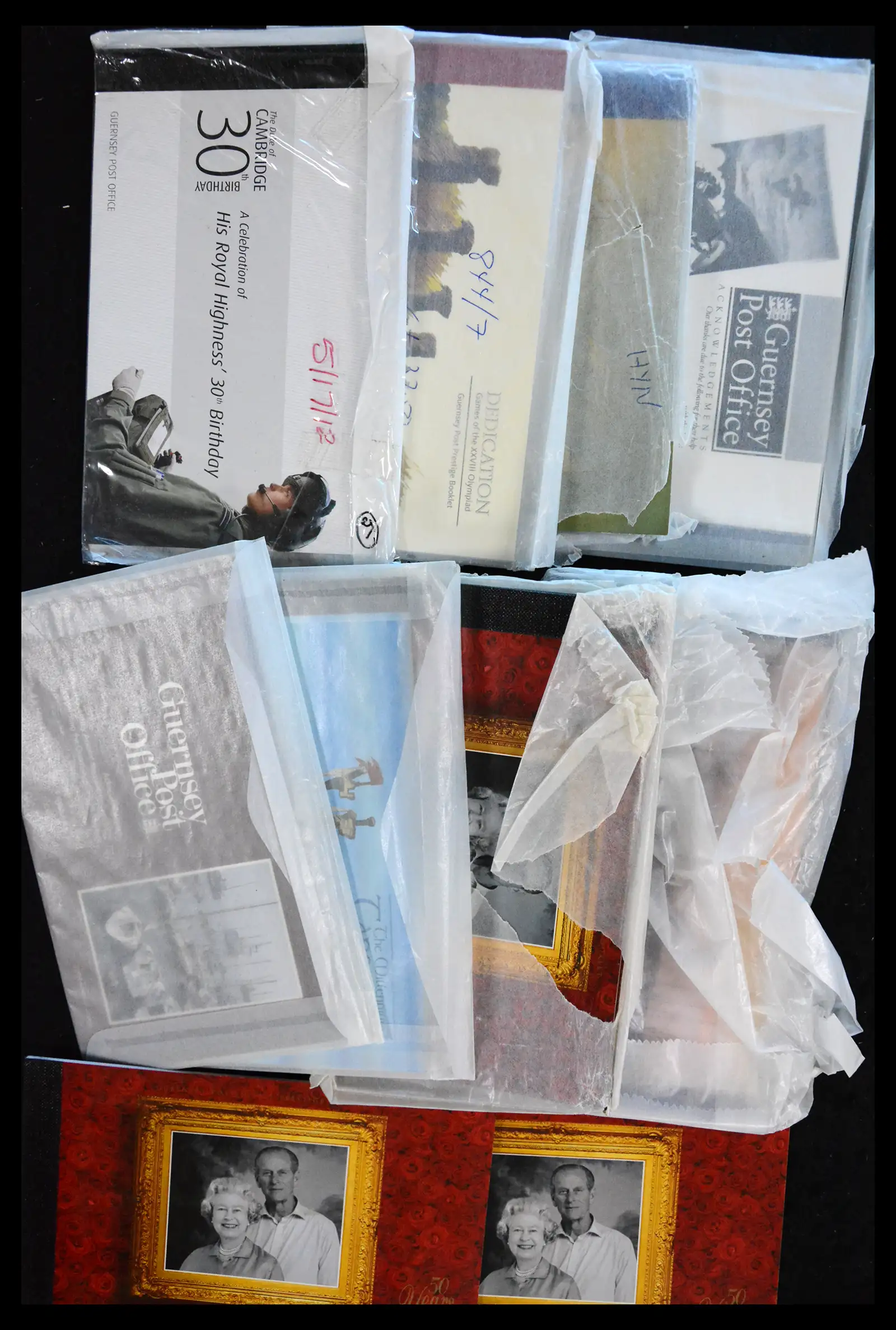 38391 0017 - Postzegelverzameling 38391 Kanaaleilanden prestige boekjes 1991-2010.