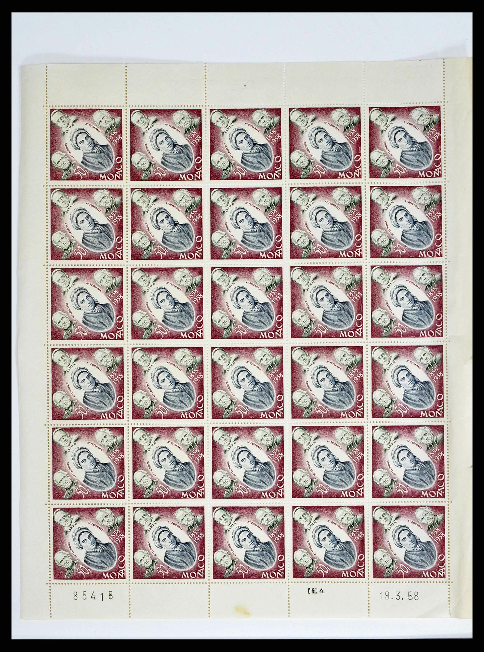 38411 0018 - Postzegelverzameling 38411 Monaco jaren 50/70.