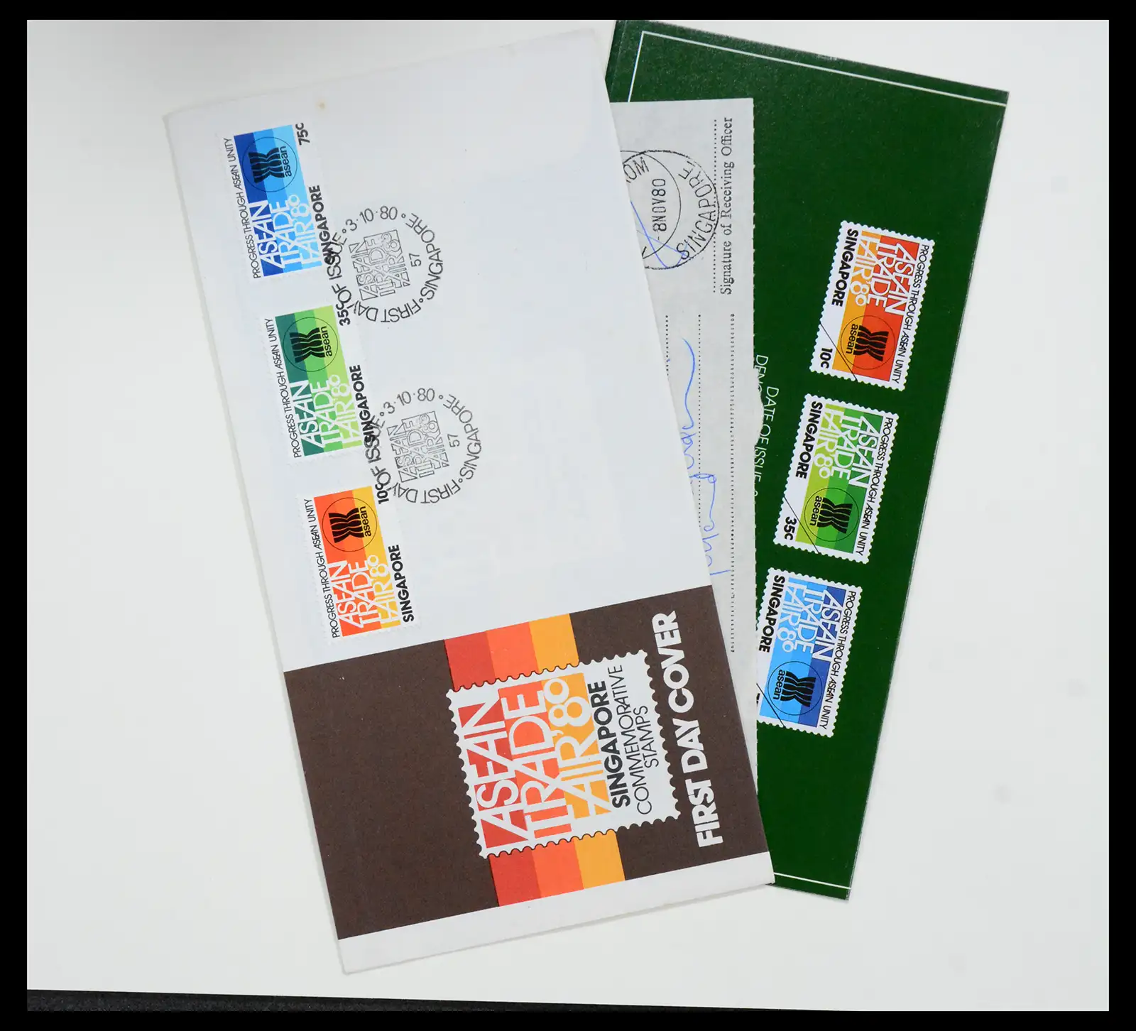 38432 0031 - Postzegelverzameling 38432 Singapore FDC's 1970-2005.