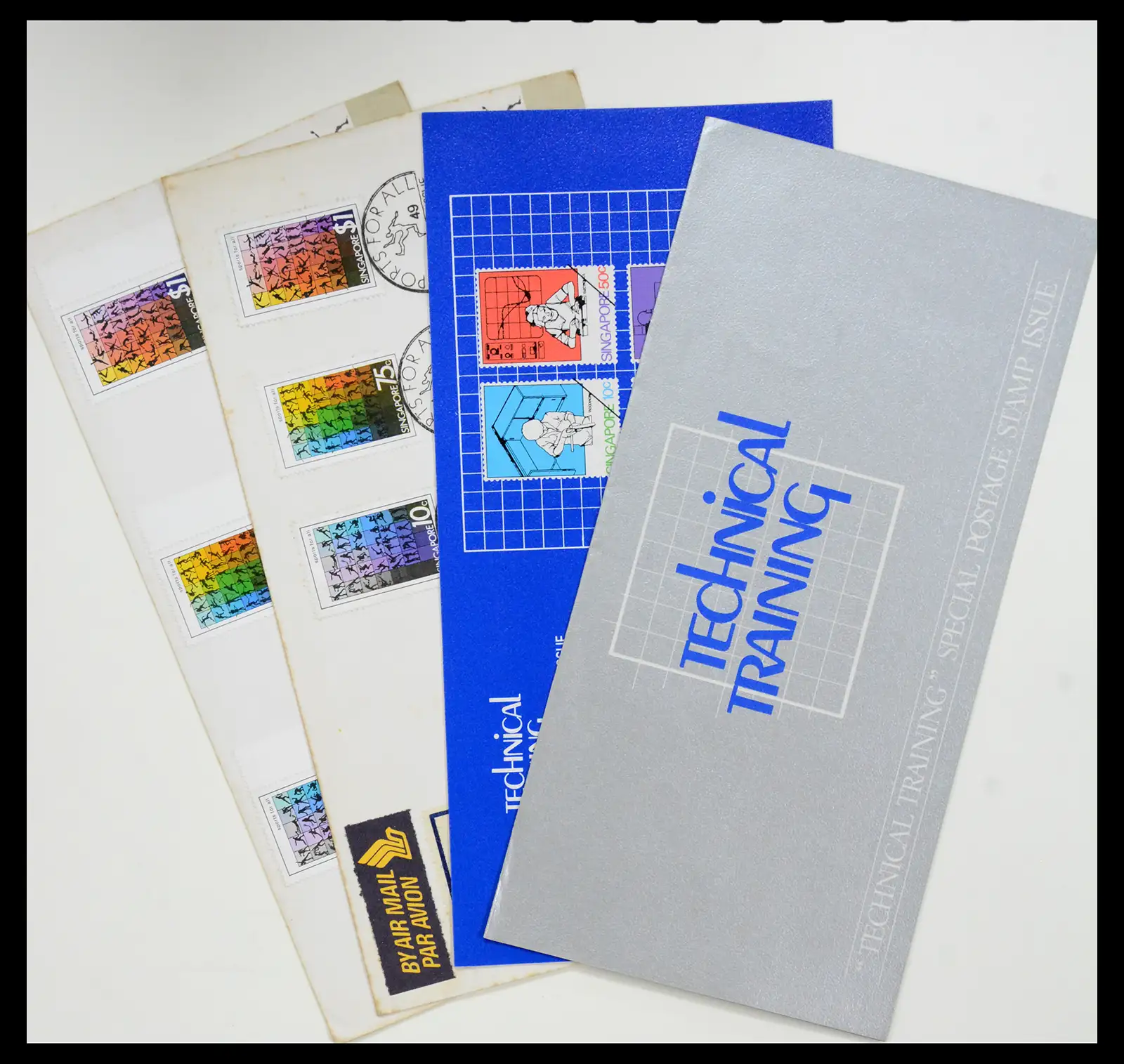 38432 0040 - Postzegelverzameling 38432 Singapore FDC's 1970-2005.