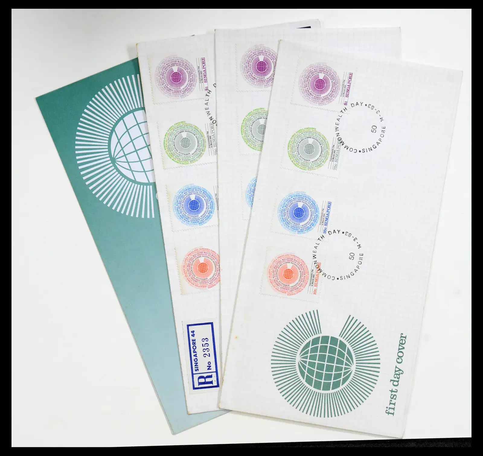38432 0052 - Postzegelverzameling 38432 Singapore FDC's 1970-2005.