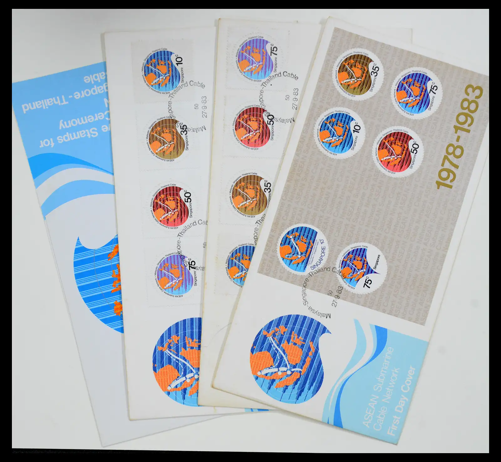 38432 0057 - Postzegelverzameling 38432 Singapore FDC's 1970-2005.
